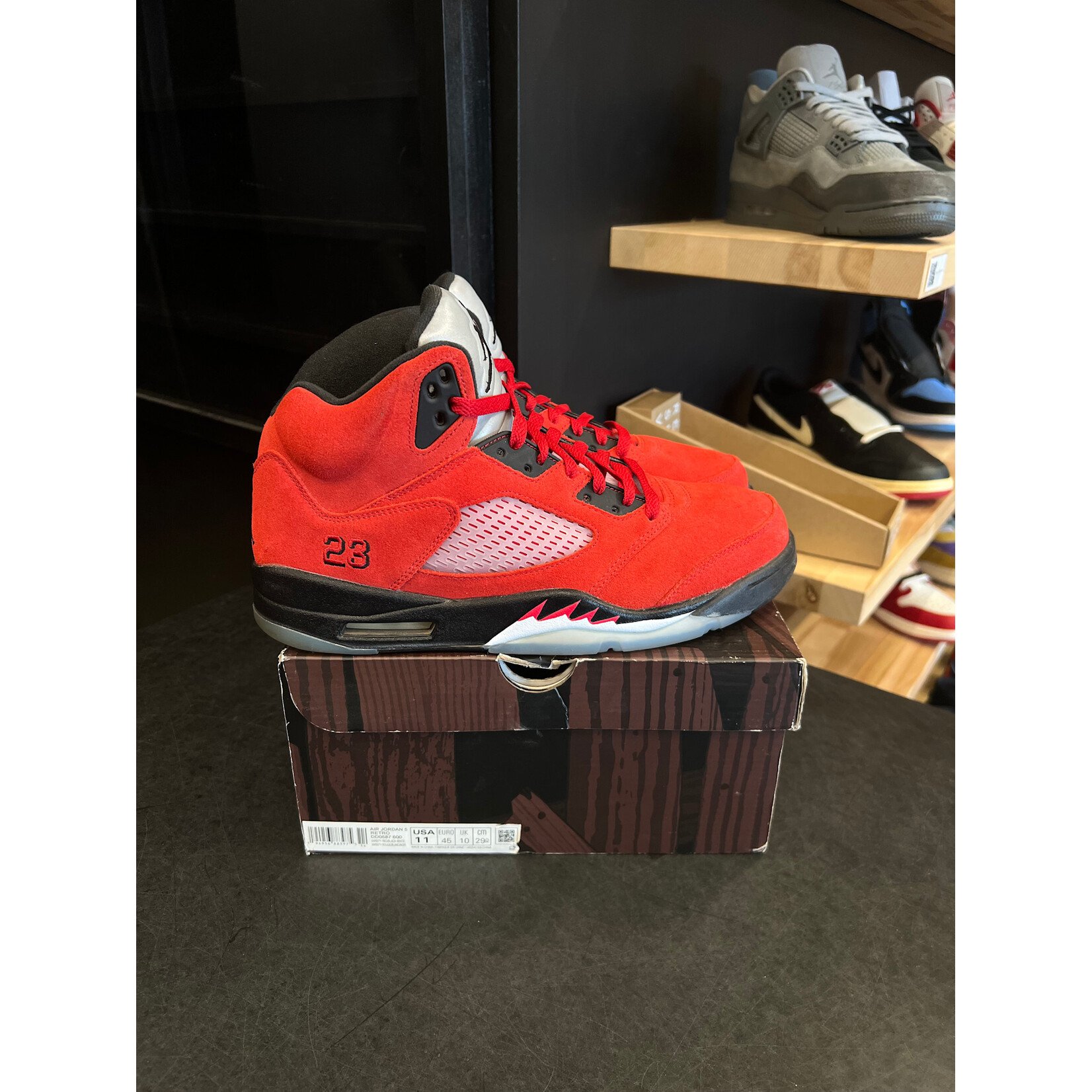 Jordan Jordan 5 Retro Raging Bull Red (2021) Size 11, PREOWNED