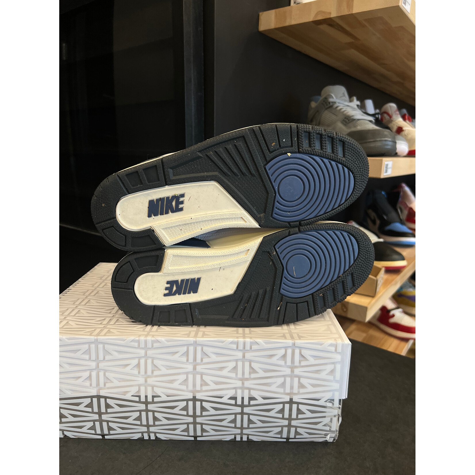 Jordan Jordan 3 Retro OG SP A Ma Maniére Diffused Blue Size 10, PREOWNED