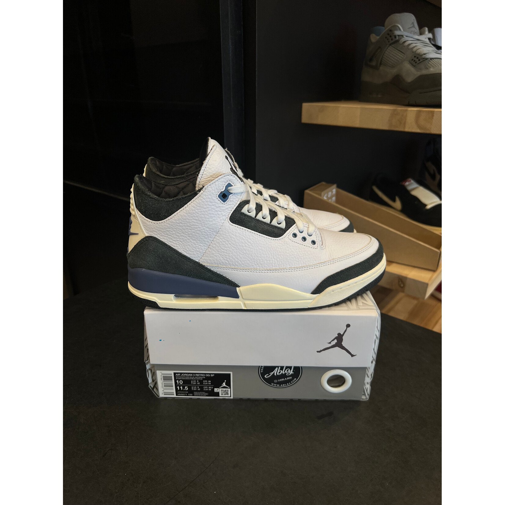 Jordan Jordan 3 Retro OG SP A Ma Maniére Diffused Blue Size 10, PREOWNED
