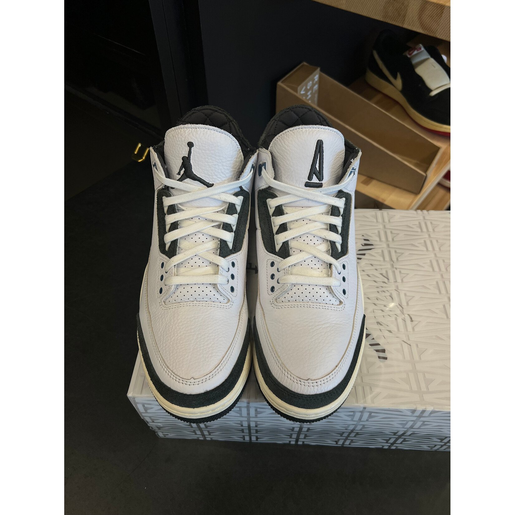 Jordan Jordan 3 Retro OG SP A Ma Maniére Diffused Blue Size 10, PREOWNED