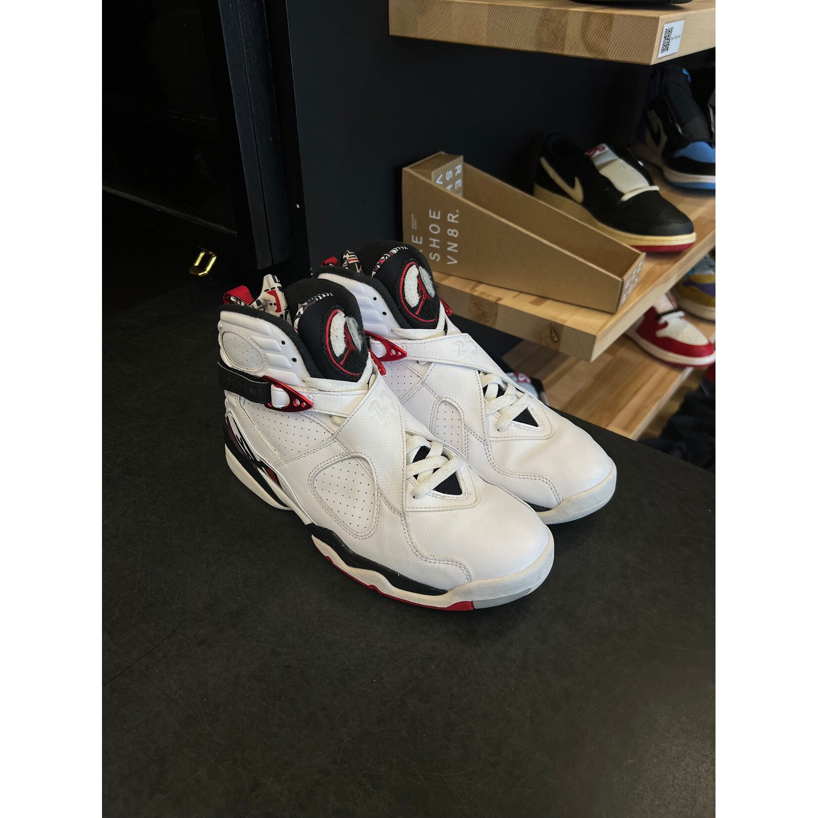 Jordan Jordan 8 Retro Alternate Size 9, PREOWNED