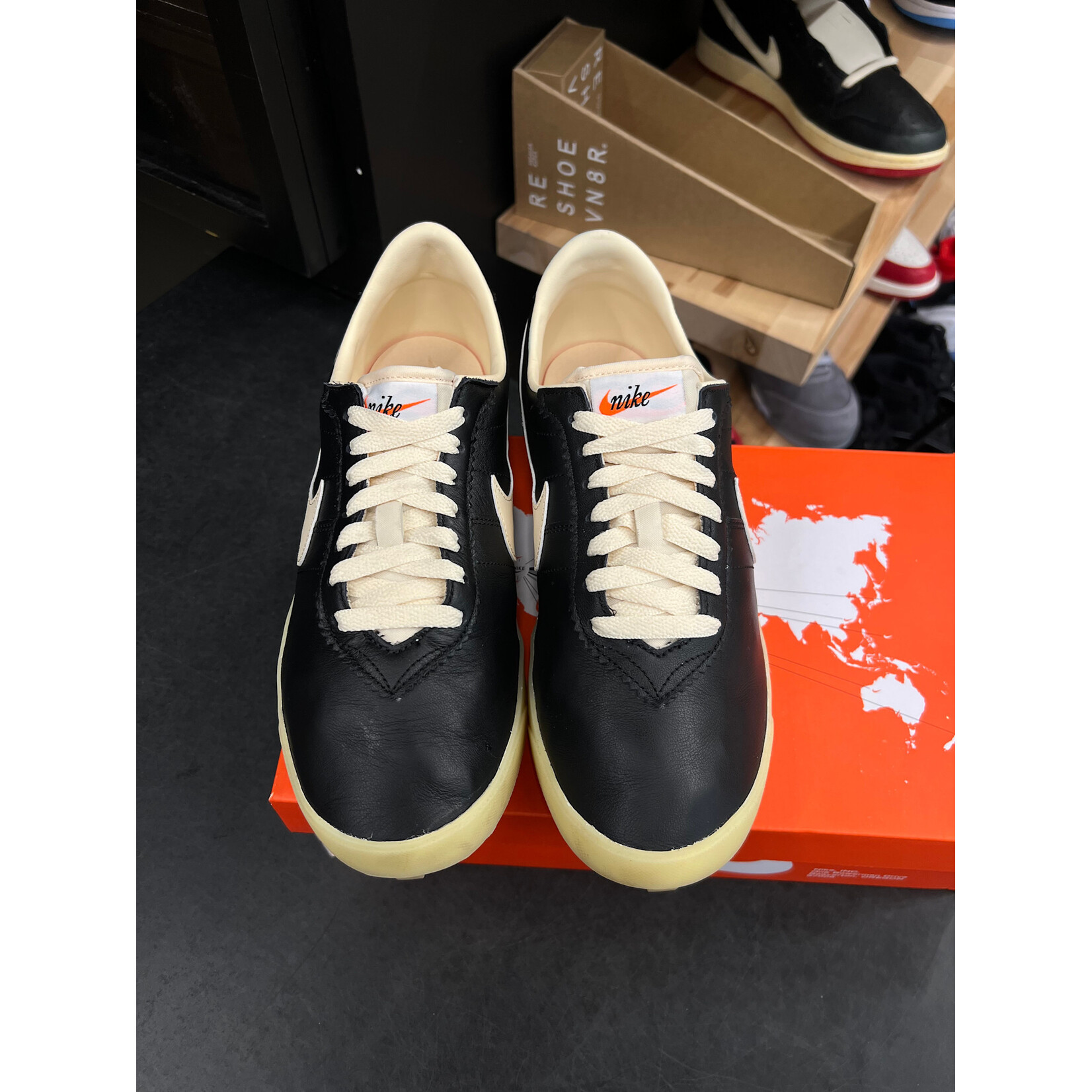 Nike Nike Astro Grabber Black Muslin Sail (Women's) Size 11W, PREOWNED