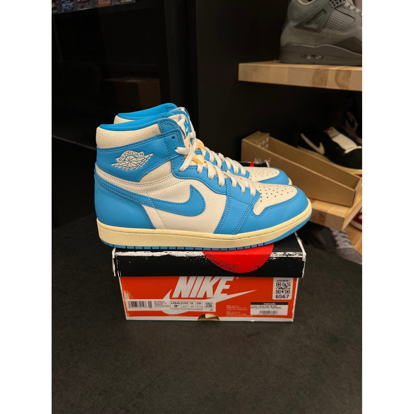 Jordan Jordan 1 Retro High OG UNC Reimagined Size 9.5, PREOWNED