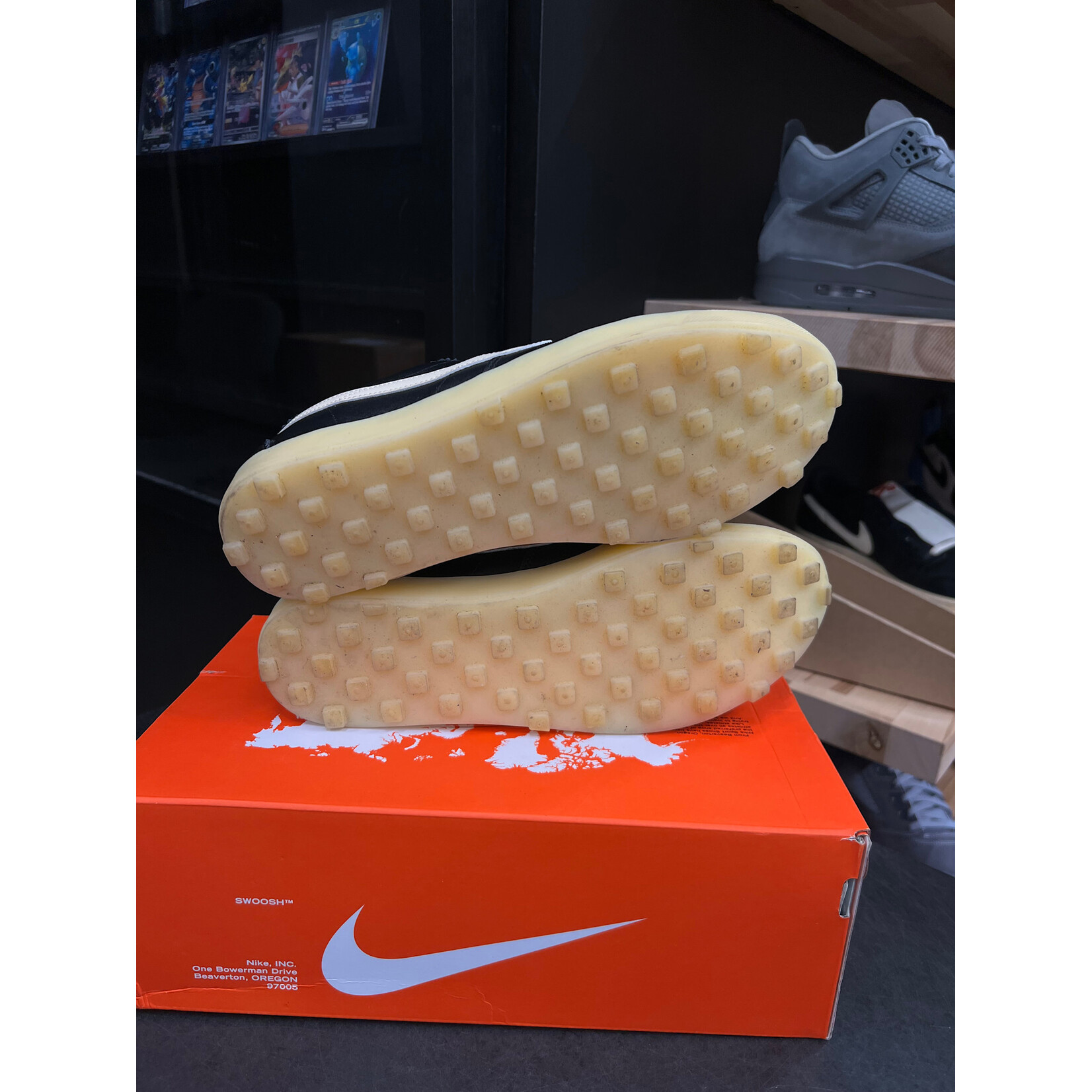 Nike Nike Astro Grabber Black Muslin Sail (Women's) Size 11W, PREOWNED