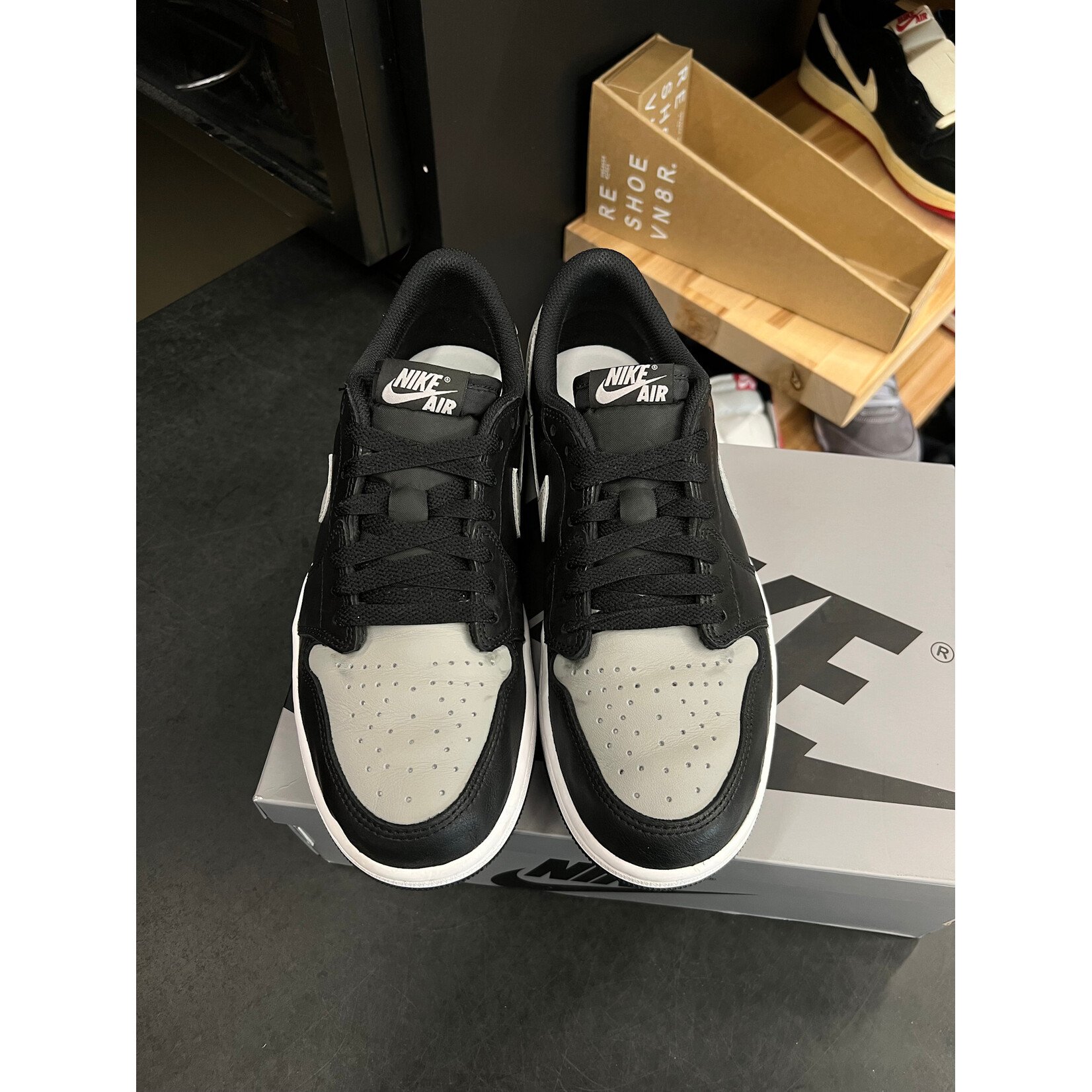 Jordan Jordan 1 Retro Low OG Shadow (2024)  Size 9, PREOWNED