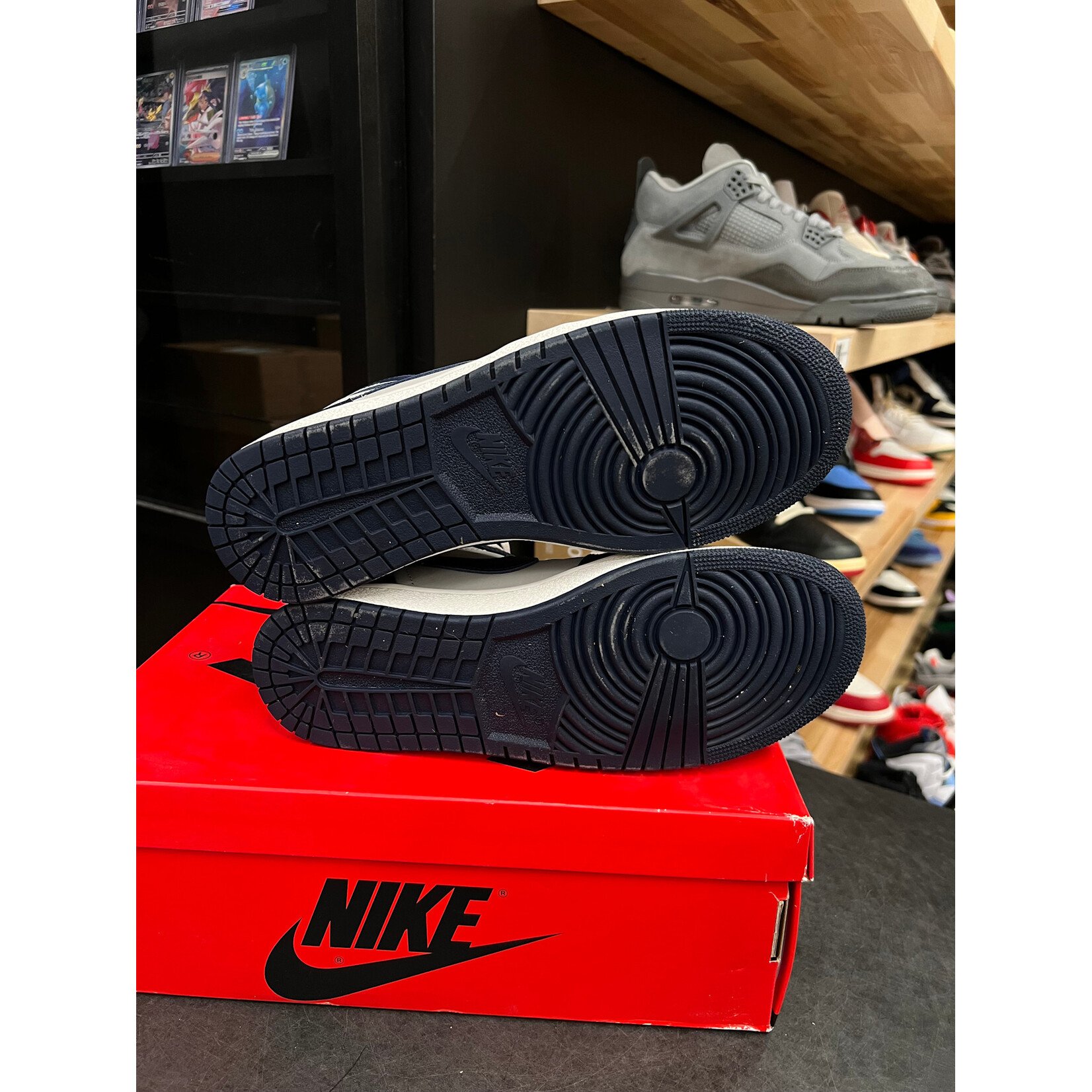 Jordan Jordan 1 Retro High '85 Georgetown Size 9.5, PREOWNED