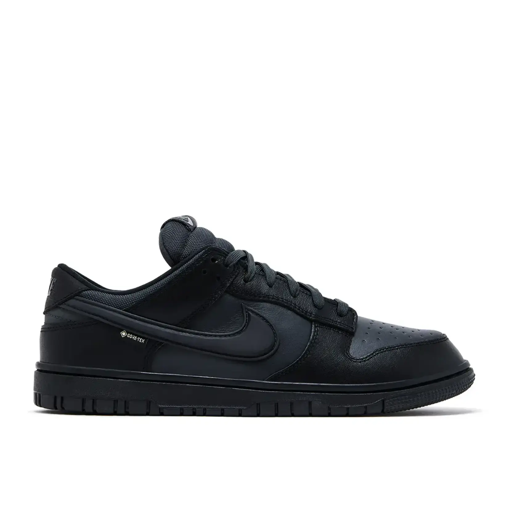 Nike Nike Dunk Low Gore-Tex Triple Black Size 11, DS BRAND NEW