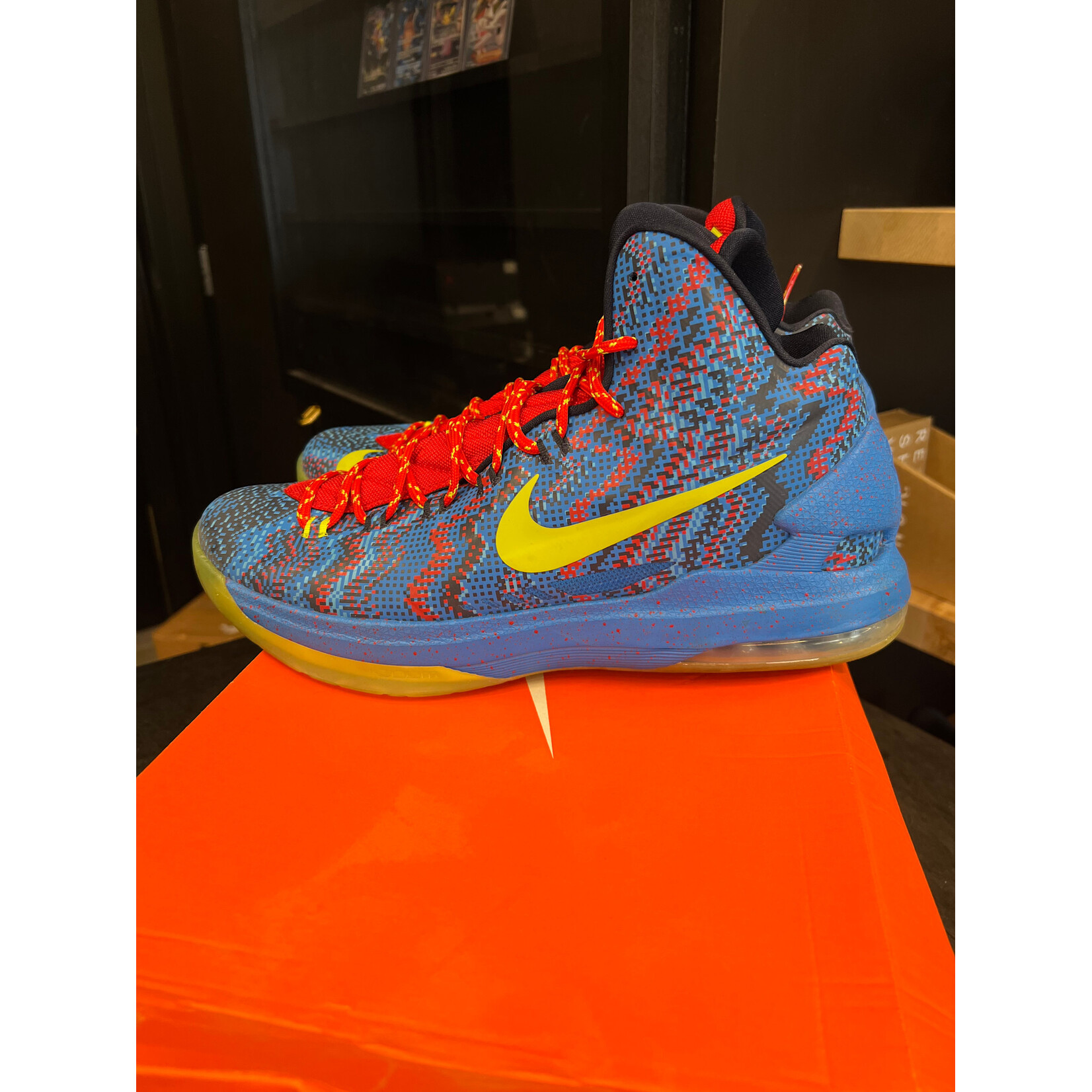 Nike Nike KD 5 Christmas Size 13, PREOWNED