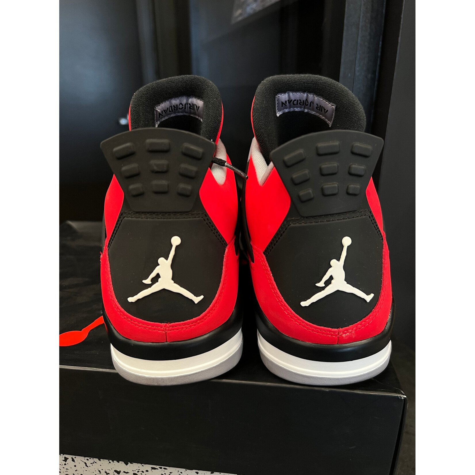Jordan Jordan 4 Retro Toro Bravo Size 13, PREOWNED