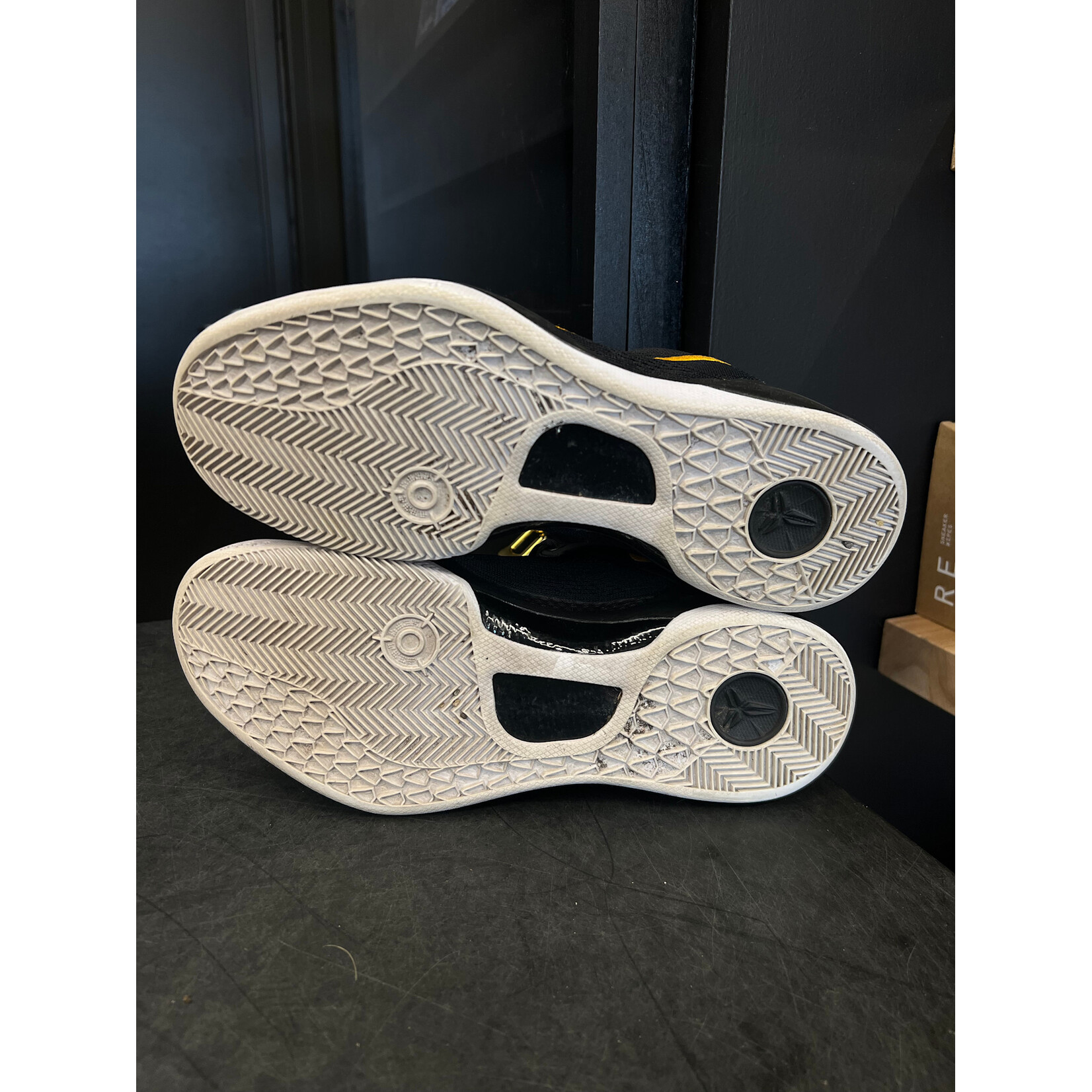 Nike Nike Kobe 8 Protro Lakers Away Size 8.5, PREOWNED NO BOX