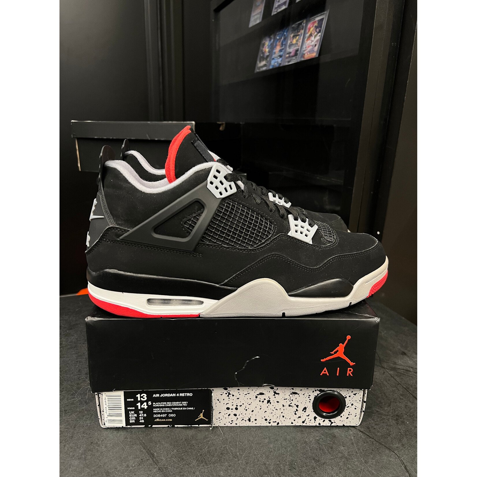 Jordan Jordan 4 Retro Bred (2019) Size 13, PREOWNED