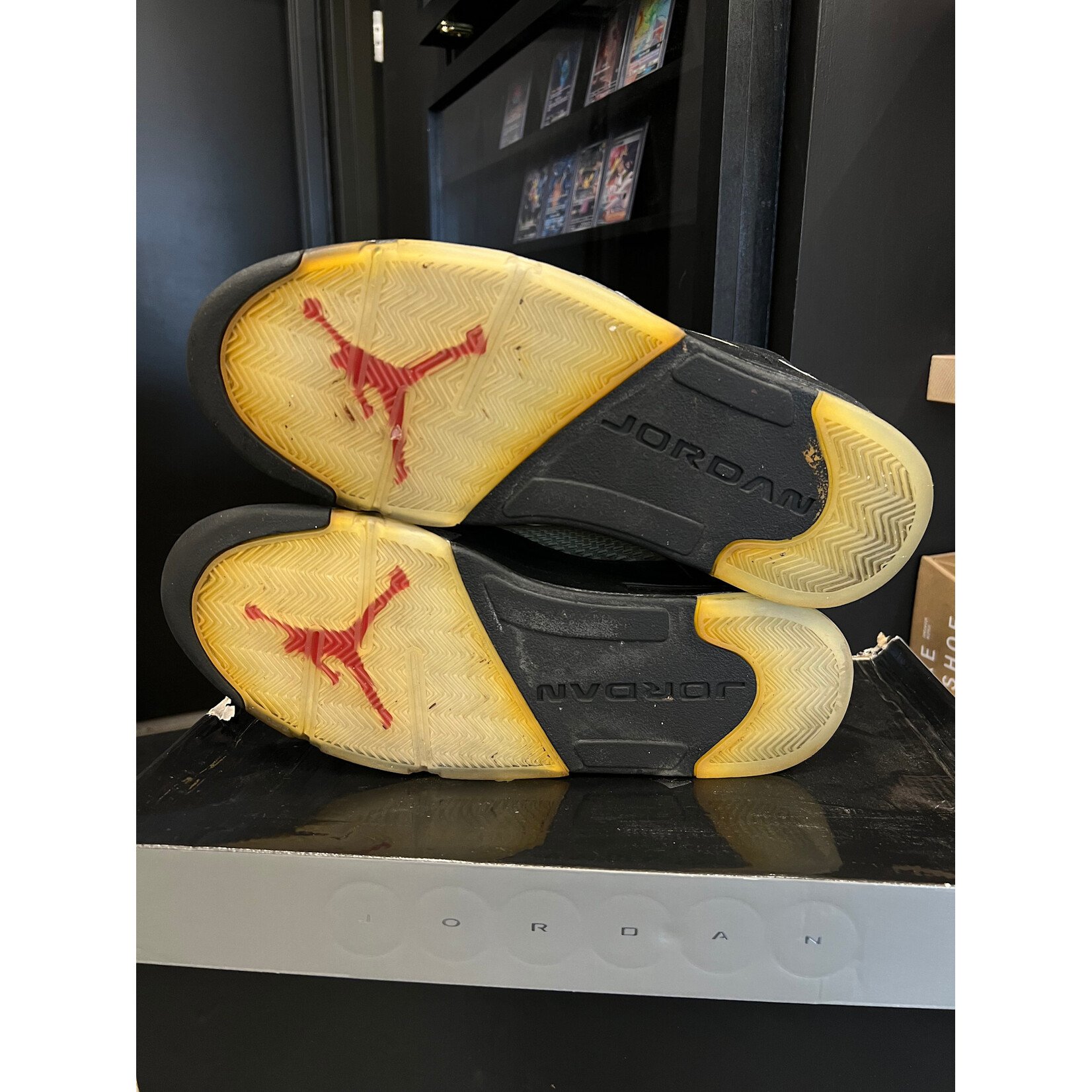 Jordan Jordan 5 Retro Black Metallic (2011) Size 13, PREOWNED