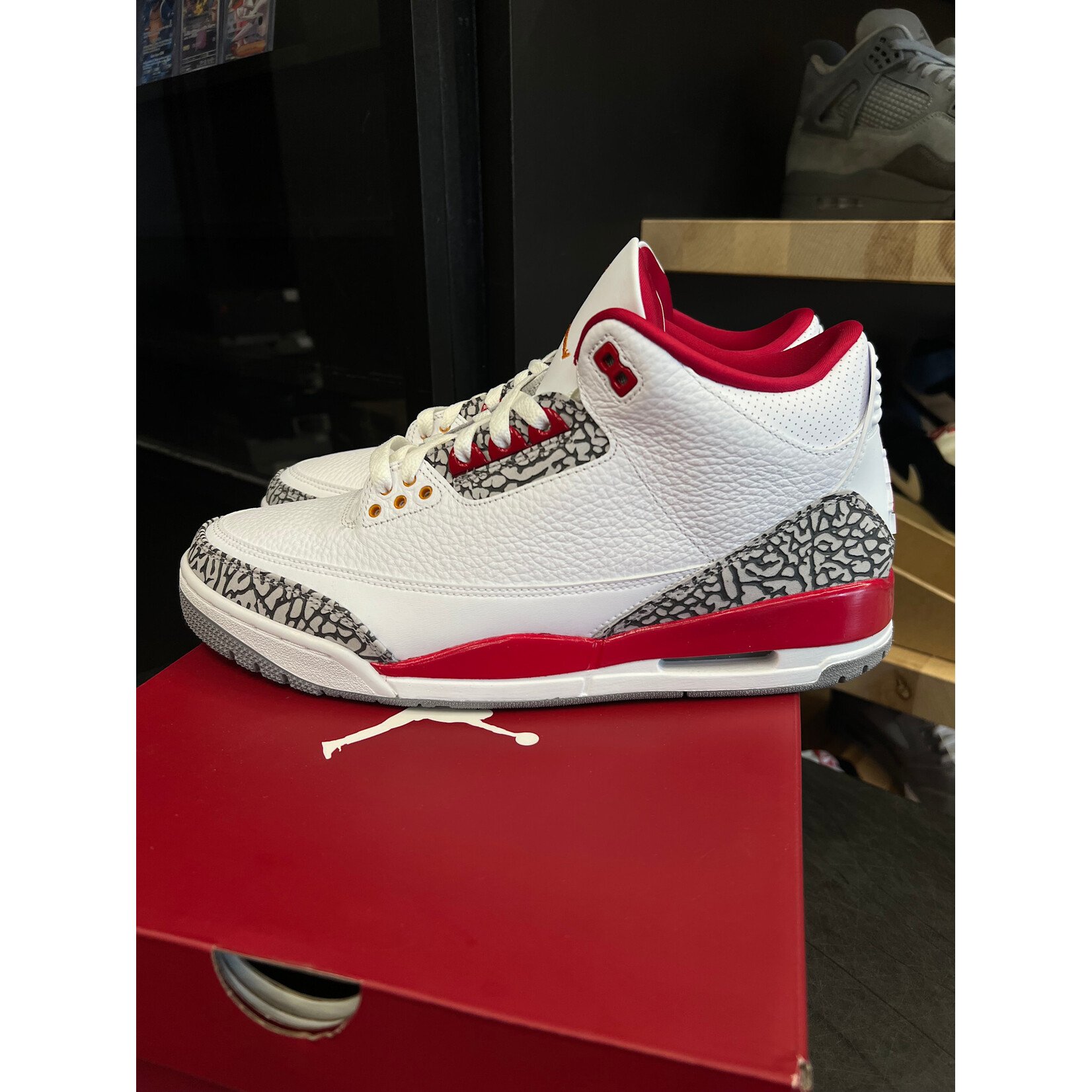 Jordan Jordan 3 Retro Cardinal Red Size 11.5, PREOWNED PADS