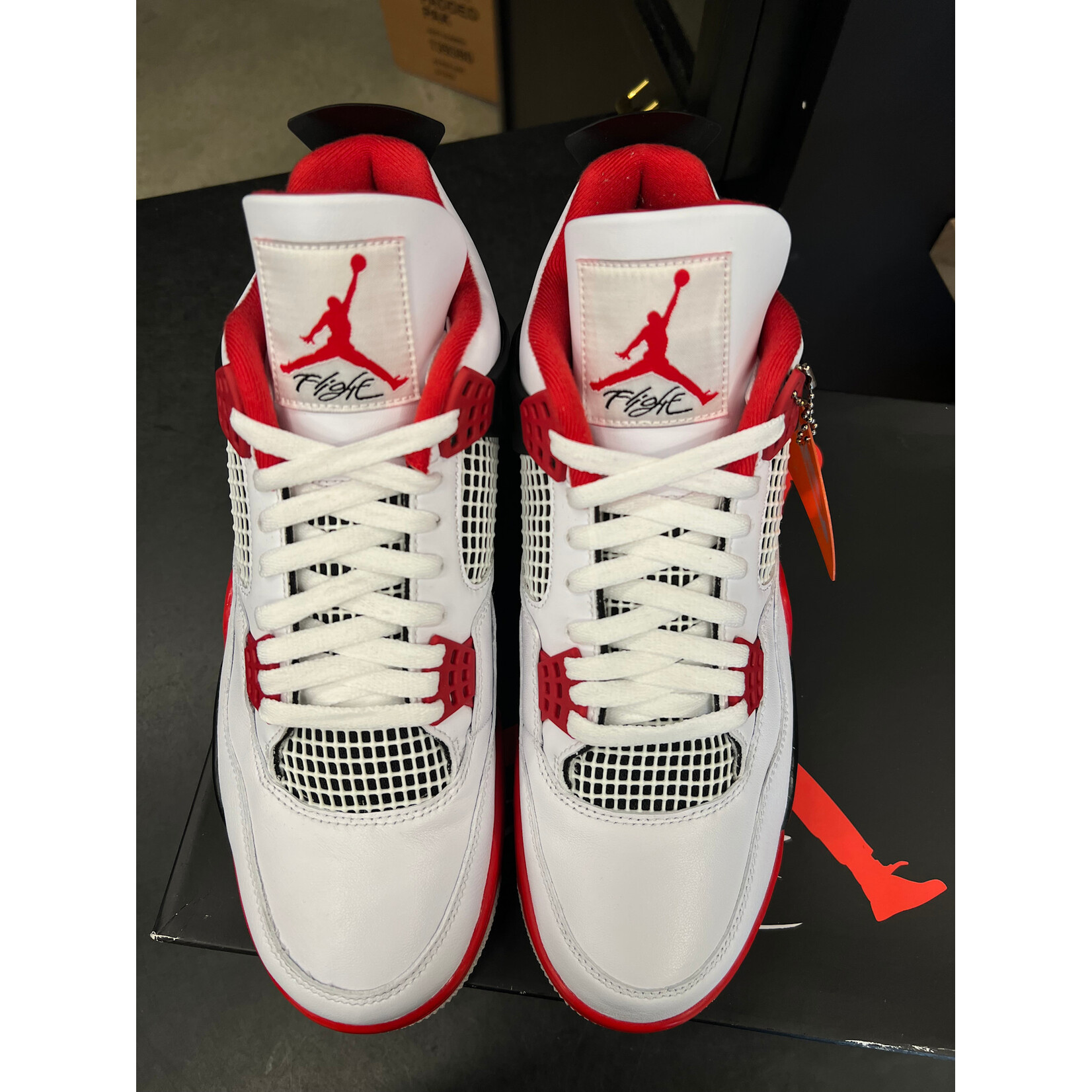 Jordan Jordan 4 Retro Fire Red (2020) Size 11.5, PREOWNED PADS