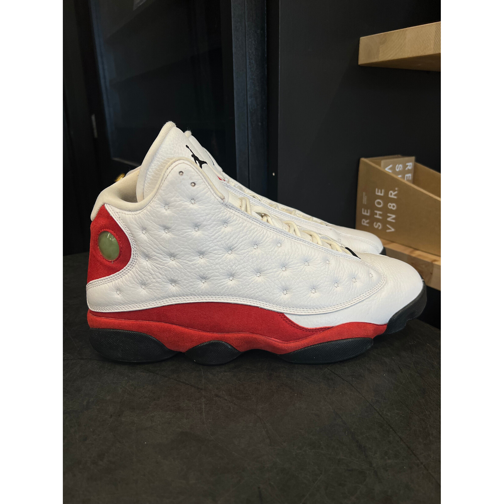 Jordan Jordan 13 Retro OG Chicago (2017) Size 13, PREOWNED NO BOX