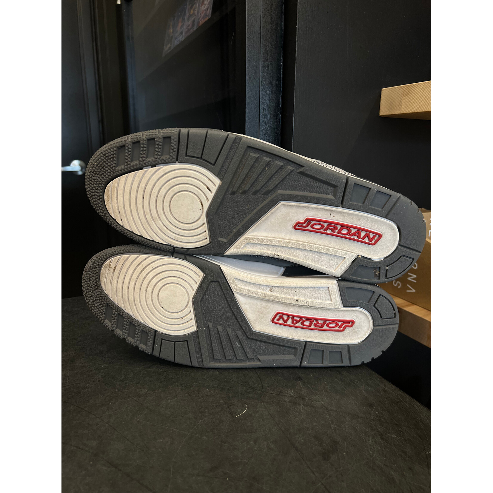 Jordan Jordan 3 Retro Cool Grey (2021) Size 14, PREOWNED NO BOX