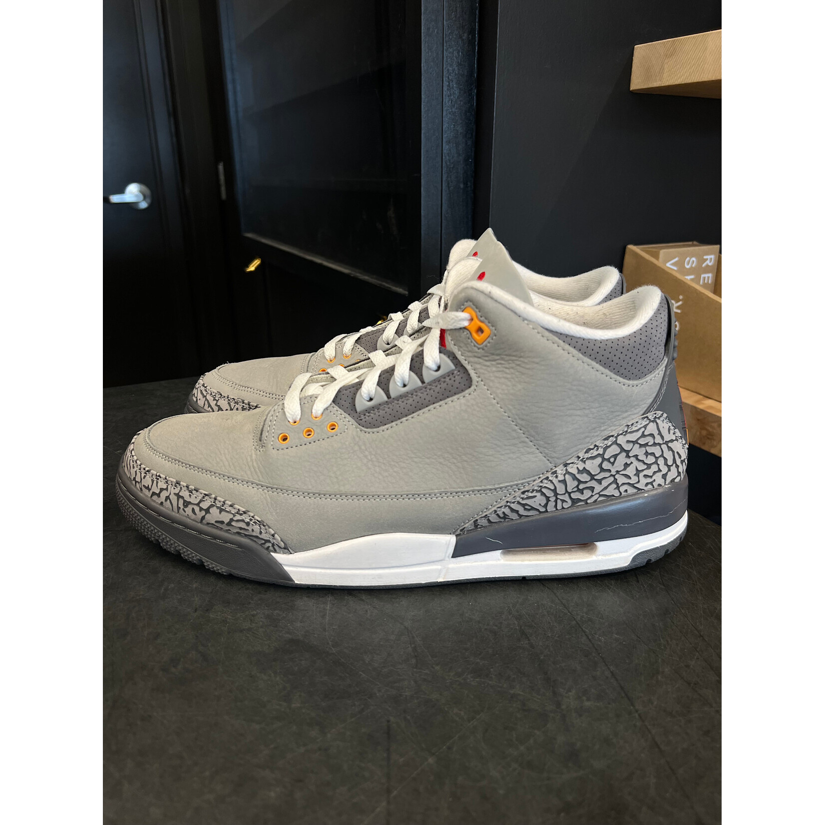 Jordan Jordan 3 Retro Cool Grey (2021) Size 14, PREOWNED NO BOX
