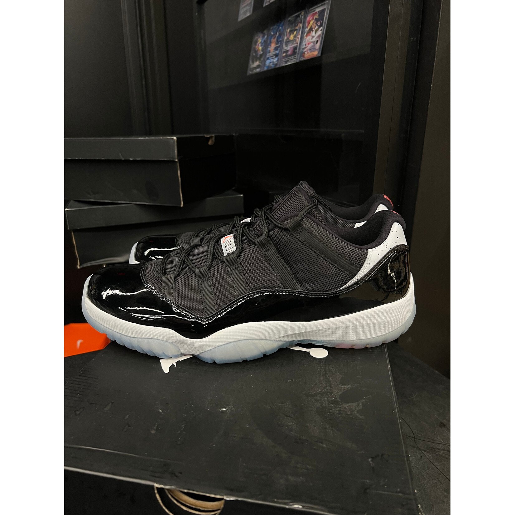 Jordan Jordan 11 Retro Low Infrared Size 13, PREOWNED