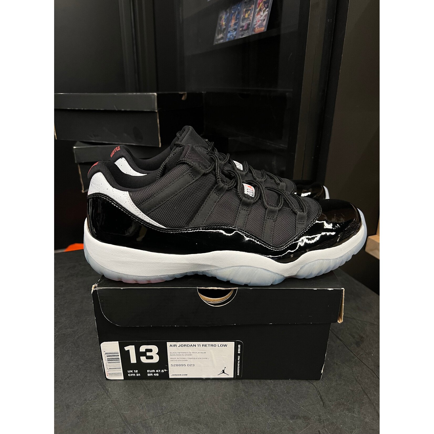 Jordan Jordan 11 Retro Low Infrared Size 13, PREOWNED