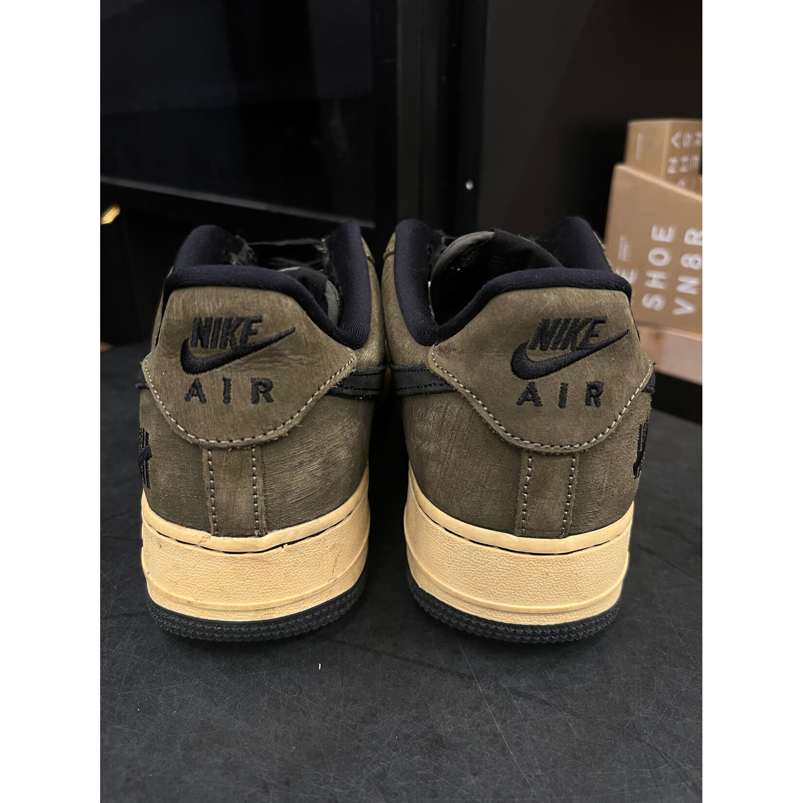 Nike Nike Air Force 1 Low SP Undefeated Ballistic Dunk vs. AF1 Size 10.5, PREOWNED