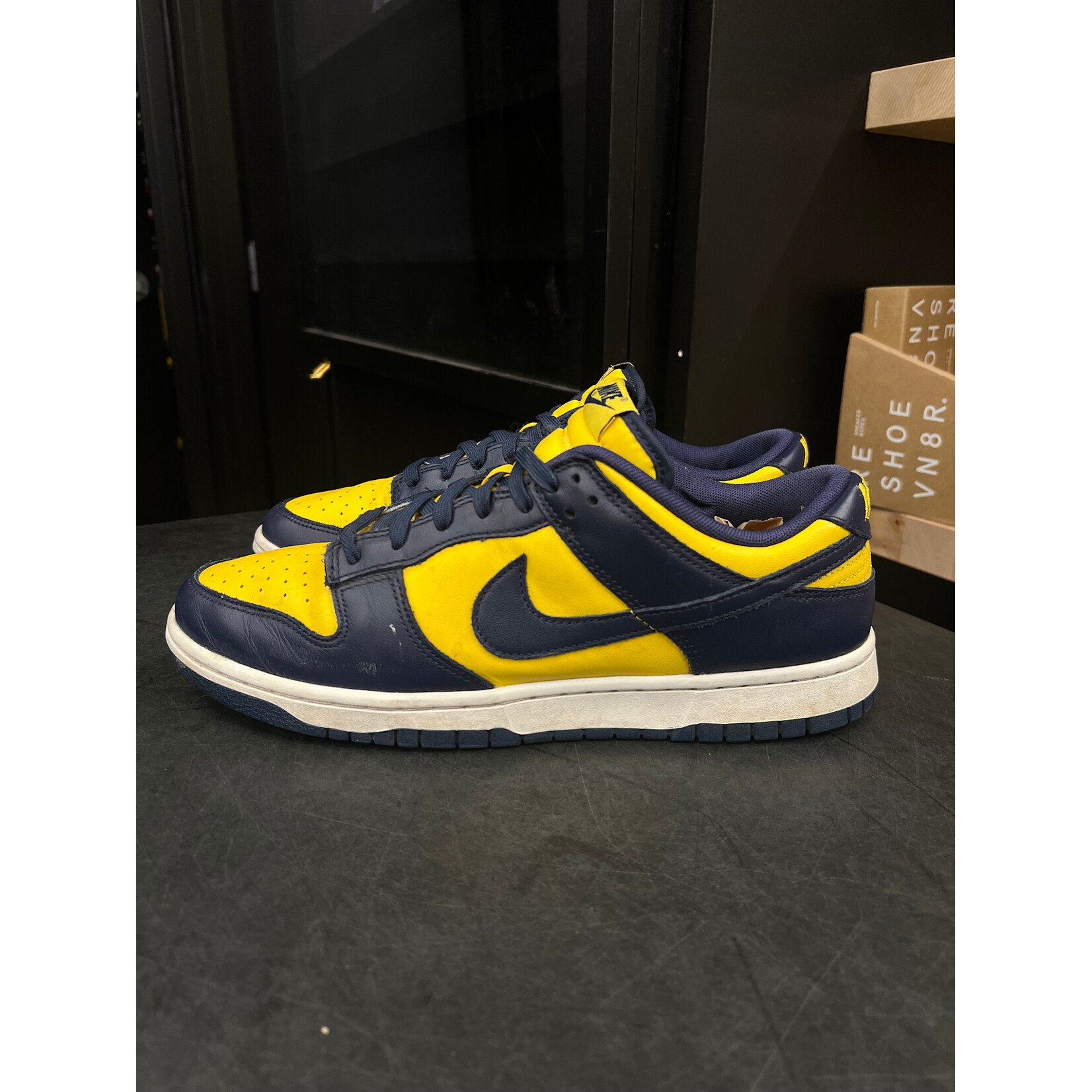 Nike Nike Dunk Low Michigan (2021) Size 10.5, PREOWNED