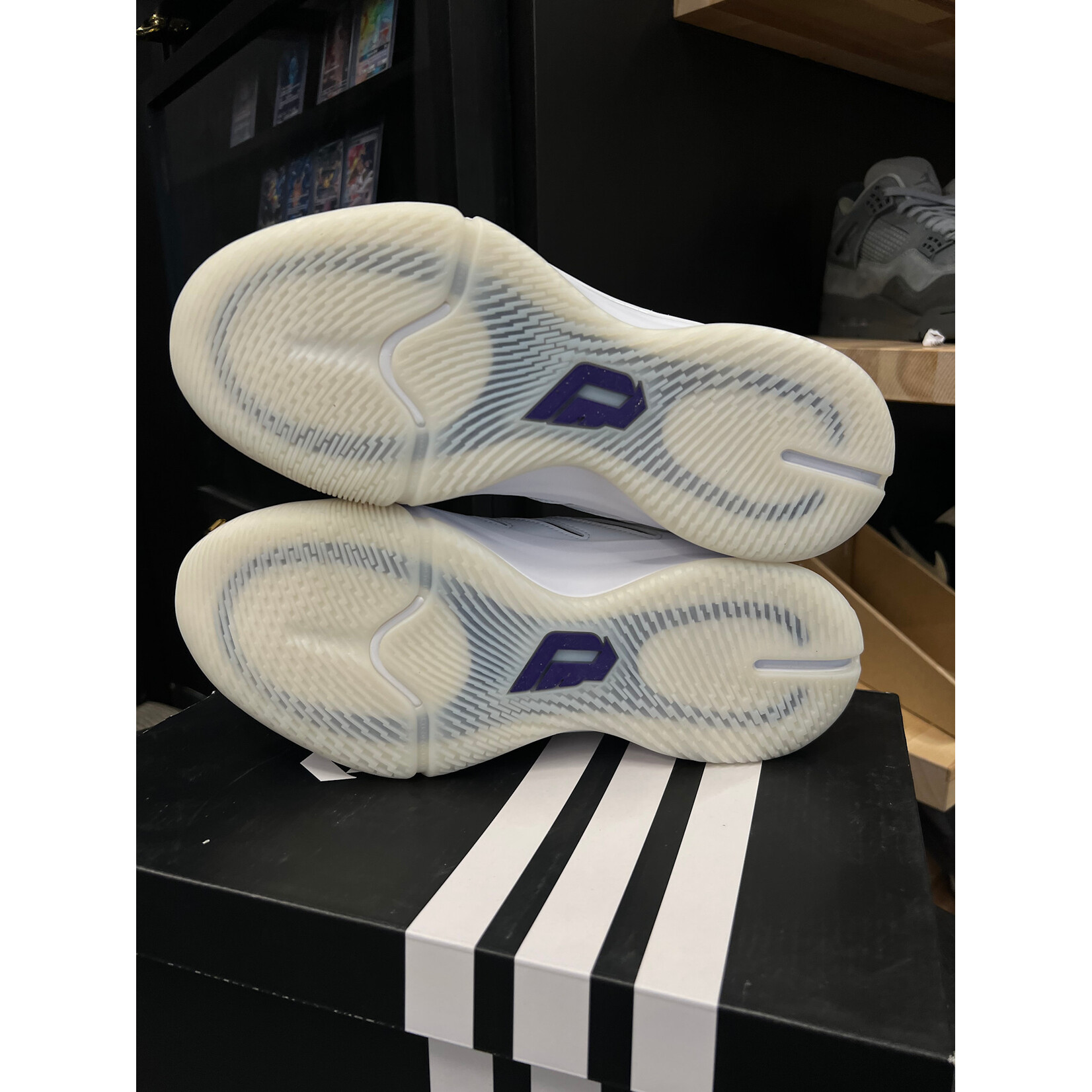 Adidas adidas Dame 9 Milwaukee Bucks  Size 10, PREOWNED TRIED ON