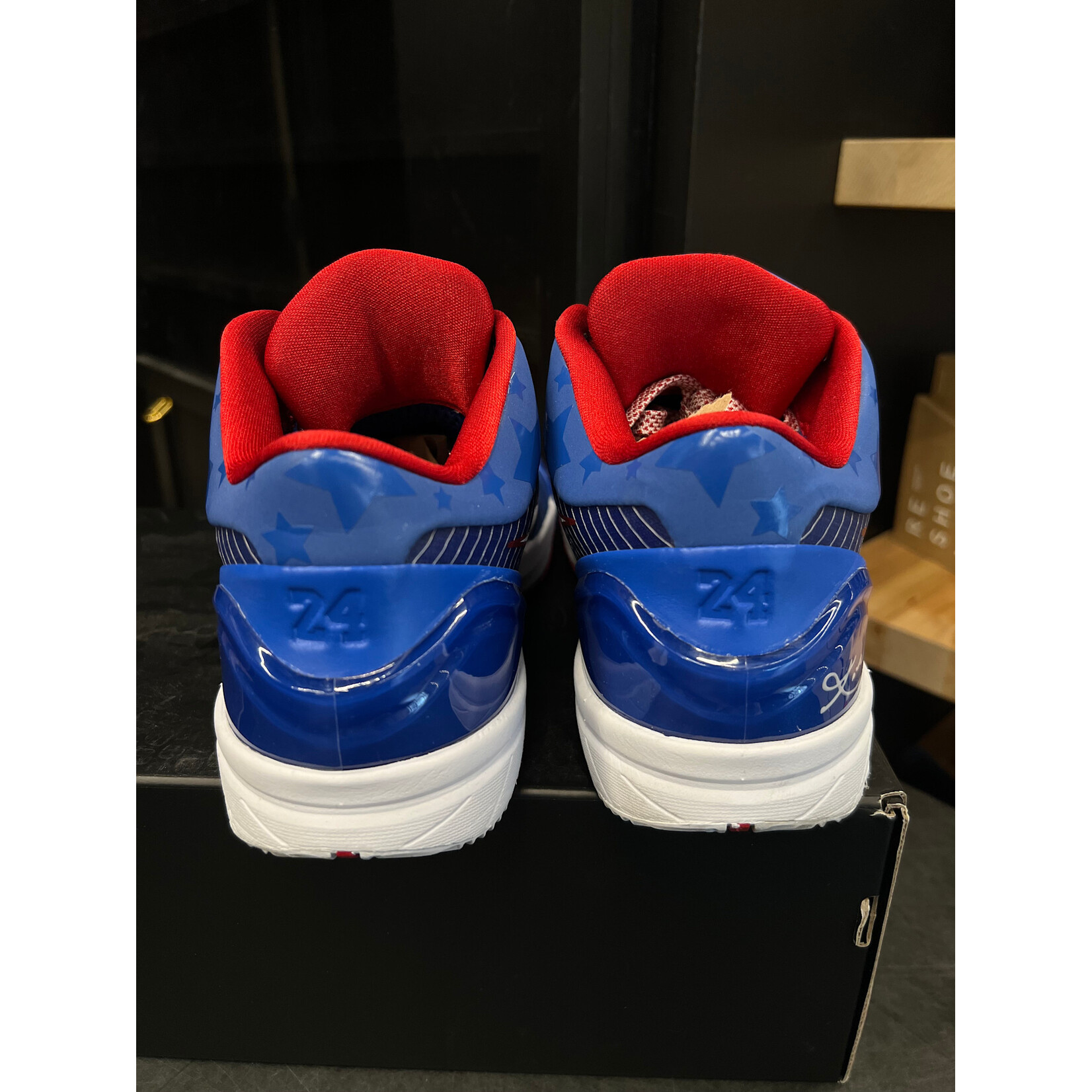 Nike Nike Kobe 4 Protro Philly (2024) Size 10, PREOWNED