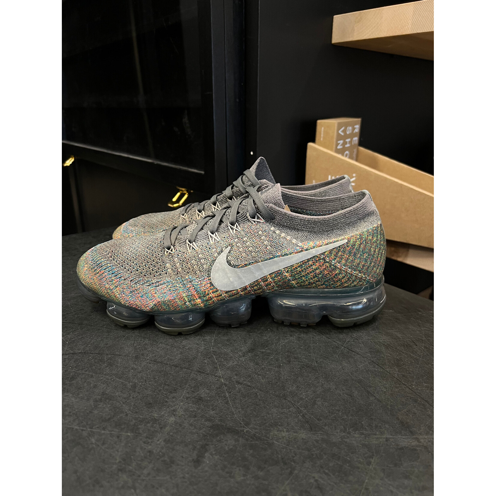 Nike Nike Air VaporMax Grey Multi-Color Size 10, PREOWNED NO BOX