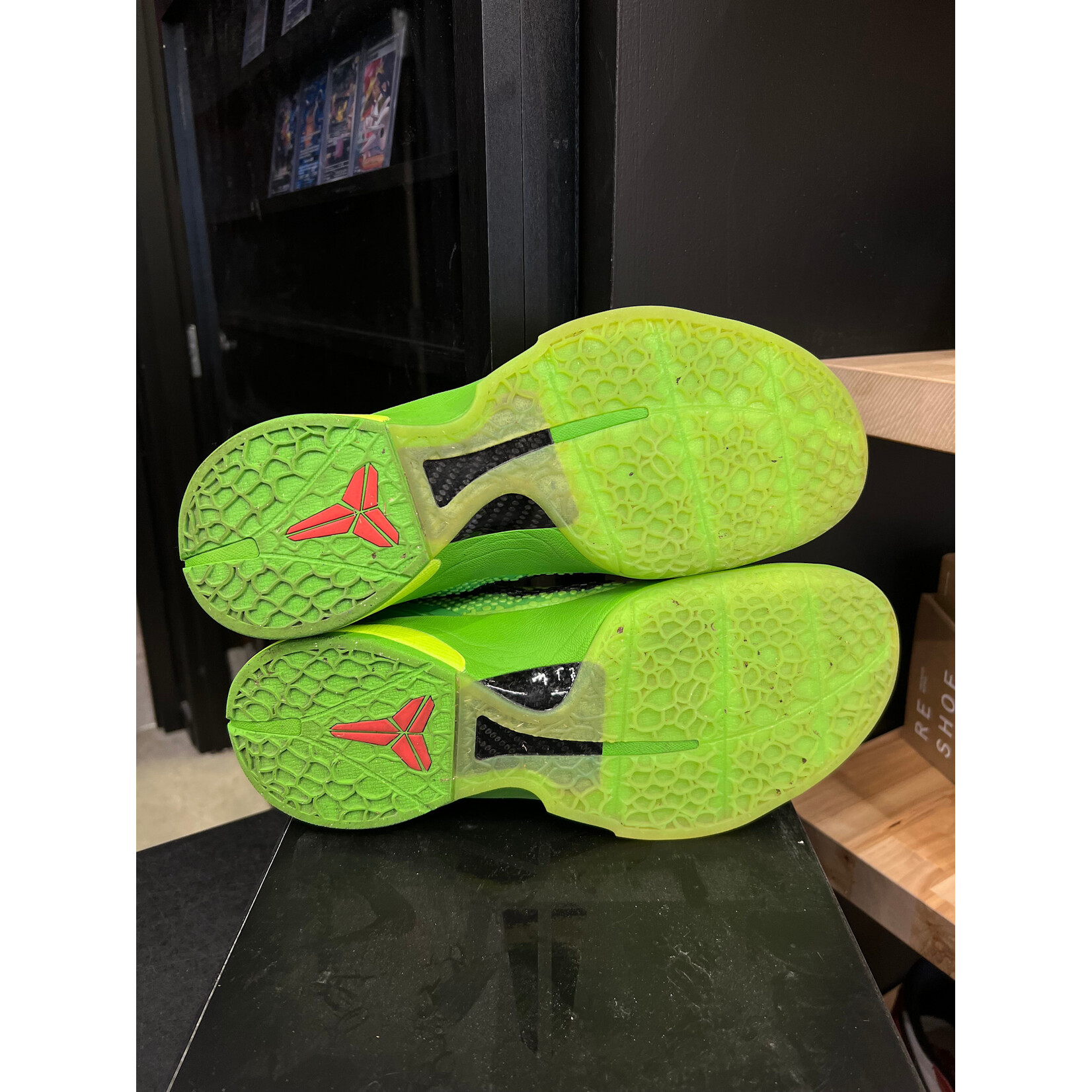 Nike Nike Kobe 6 Protro Grinch (2020) Size 11, PREOWNED