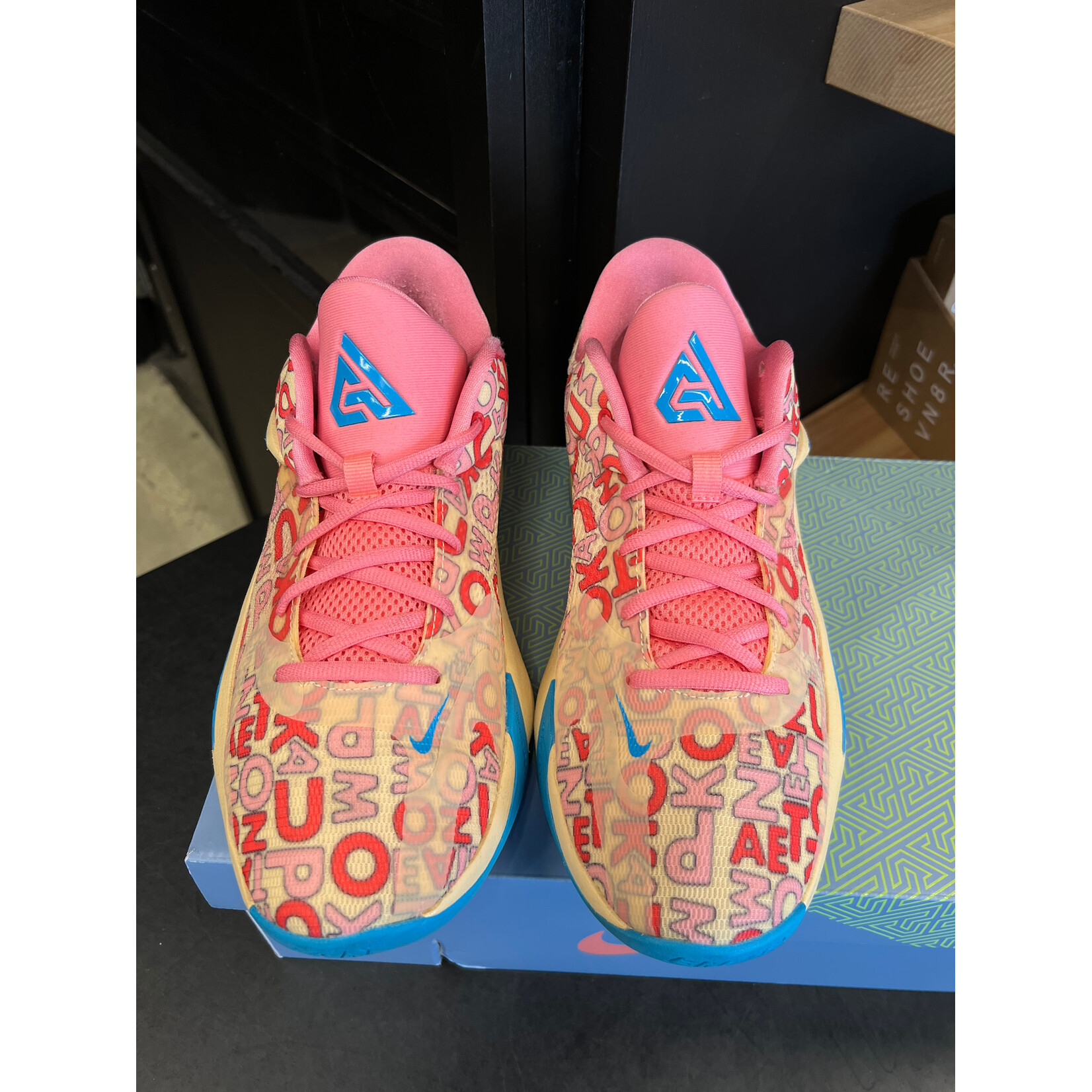 Nike Nike Zoom Freak 4 Letter Bros Vanilla Lightning Size 10, PREOWNED