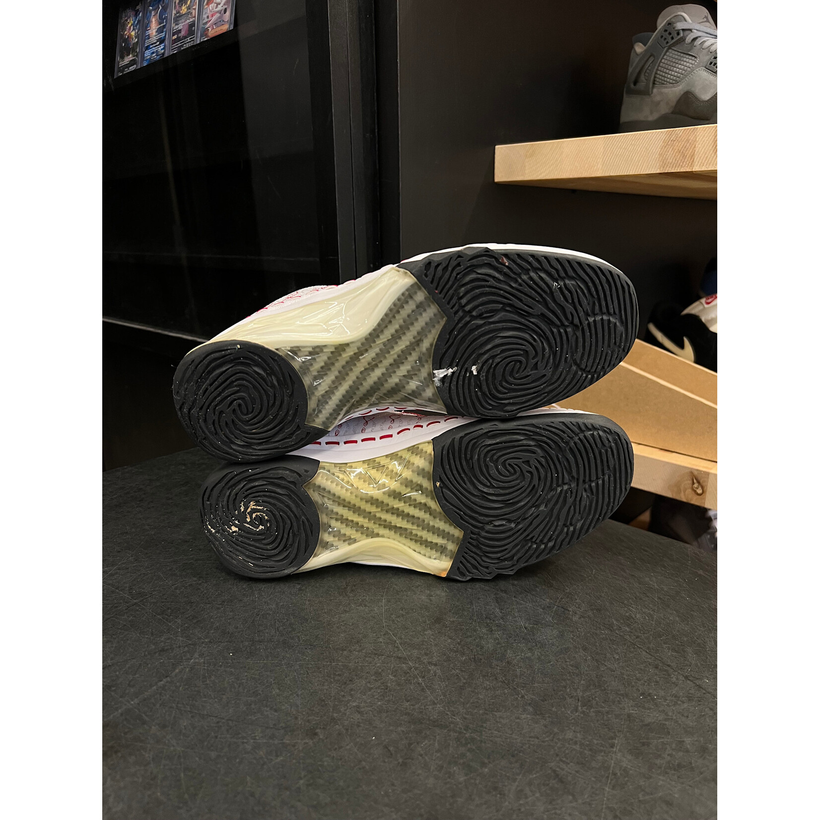 Jordan Jordan 23 Low White Varsity Red Size 8.5, PREOWNED