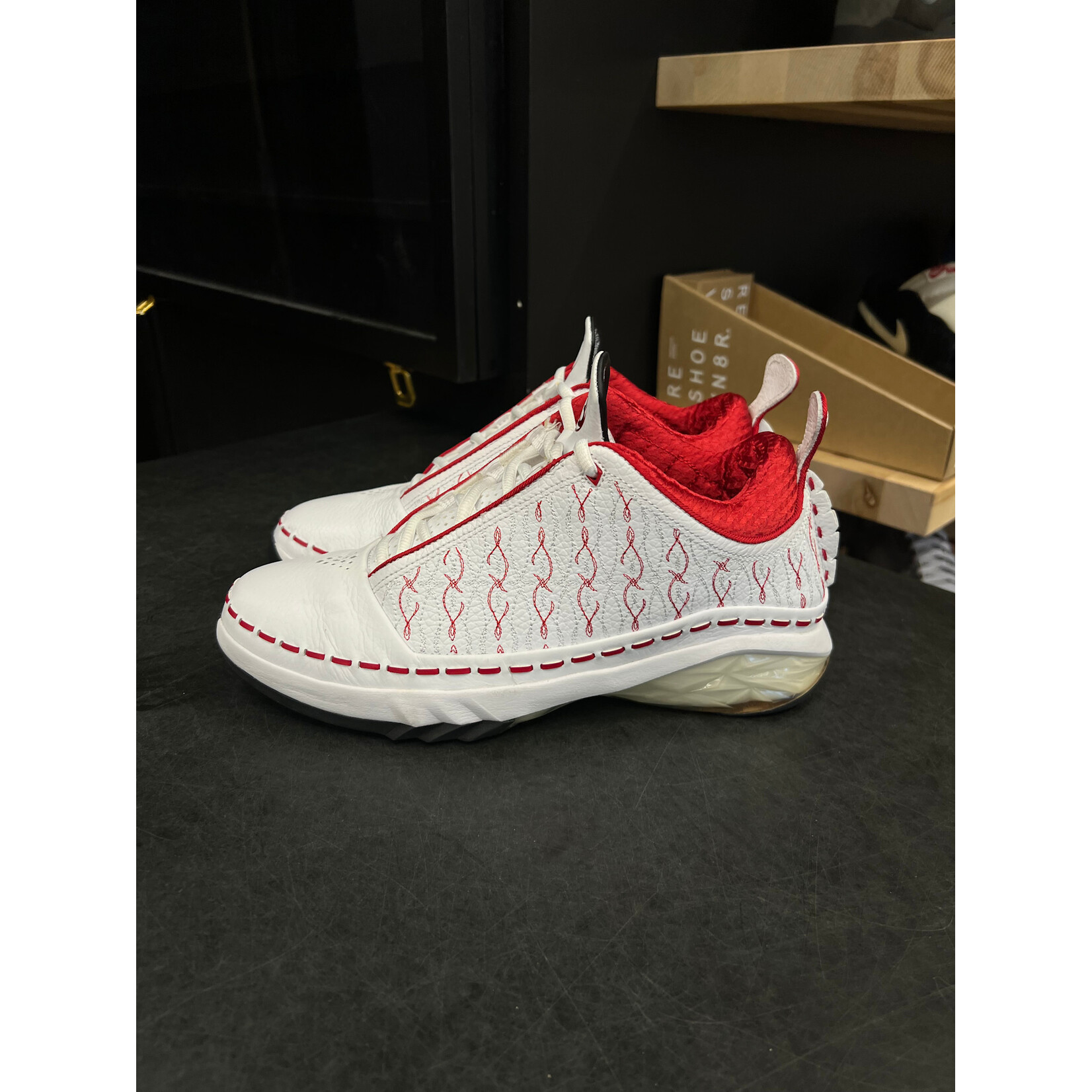 Jordan Jordan 23 Low White Varsity Red Size 8, PREOWNED*