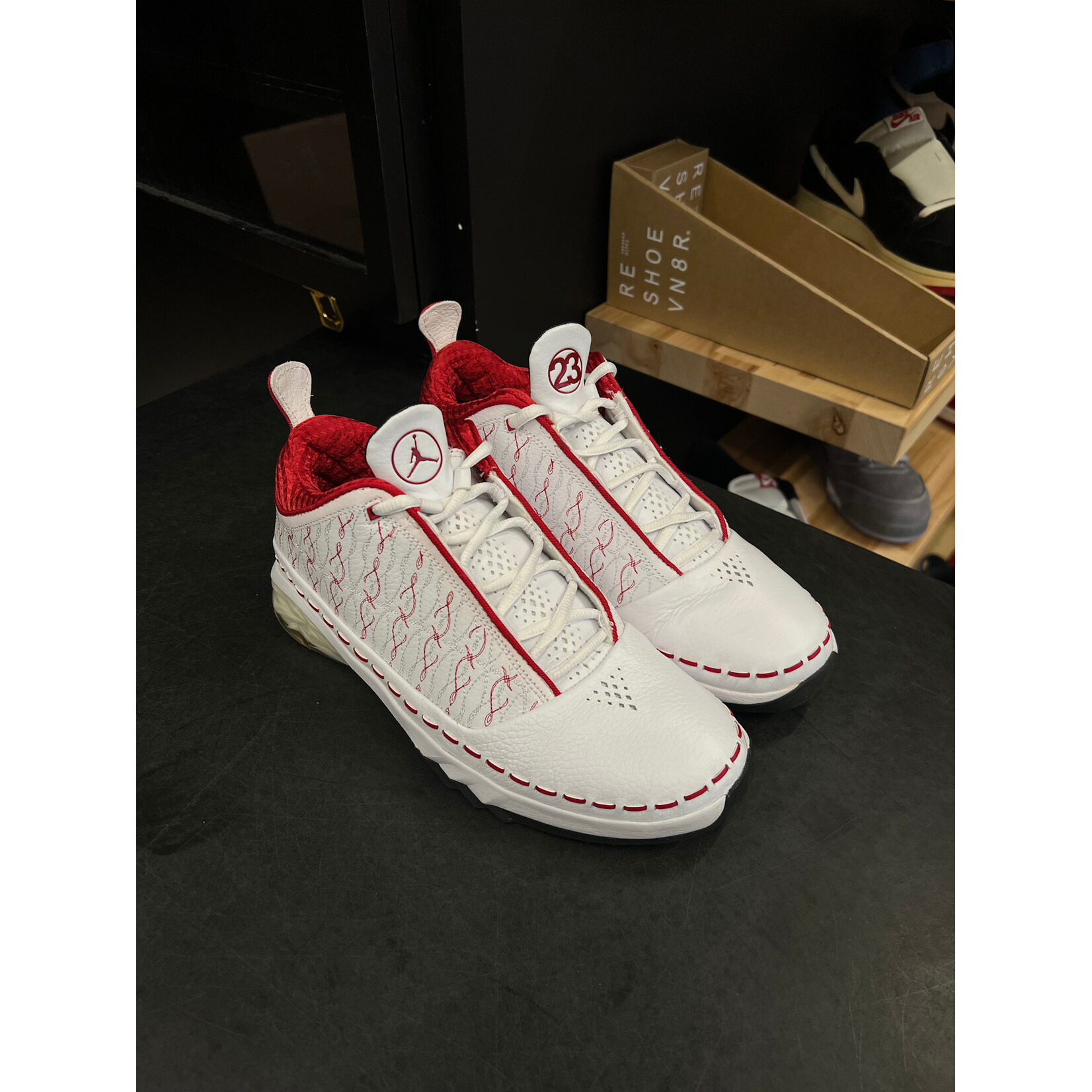 Jordan Jordan 23 Low White Varsity Red Size 8, PREOWNED*