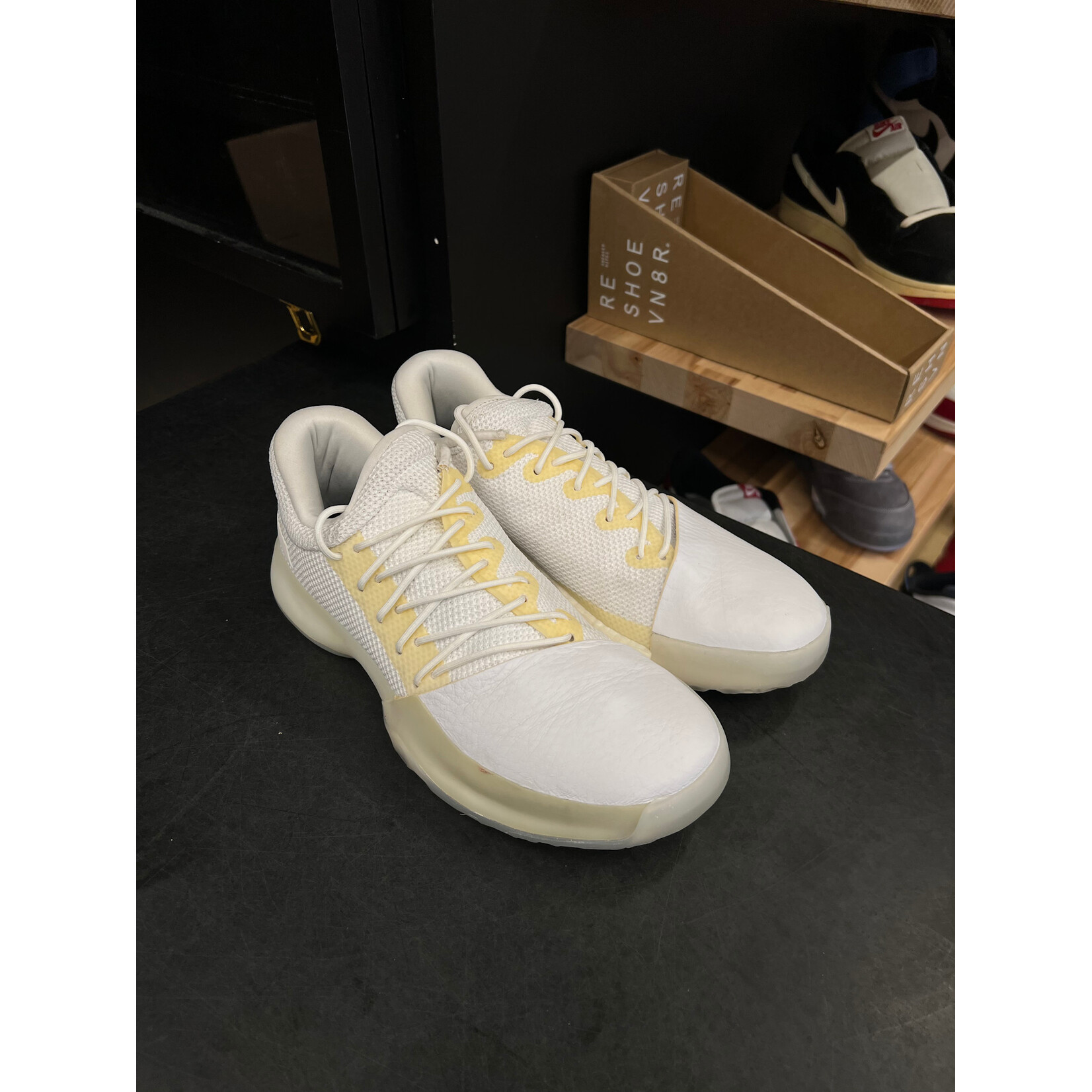 Adidas adidas Harden Vol. 1 Yacht Party Size 8.5, PREOWNED