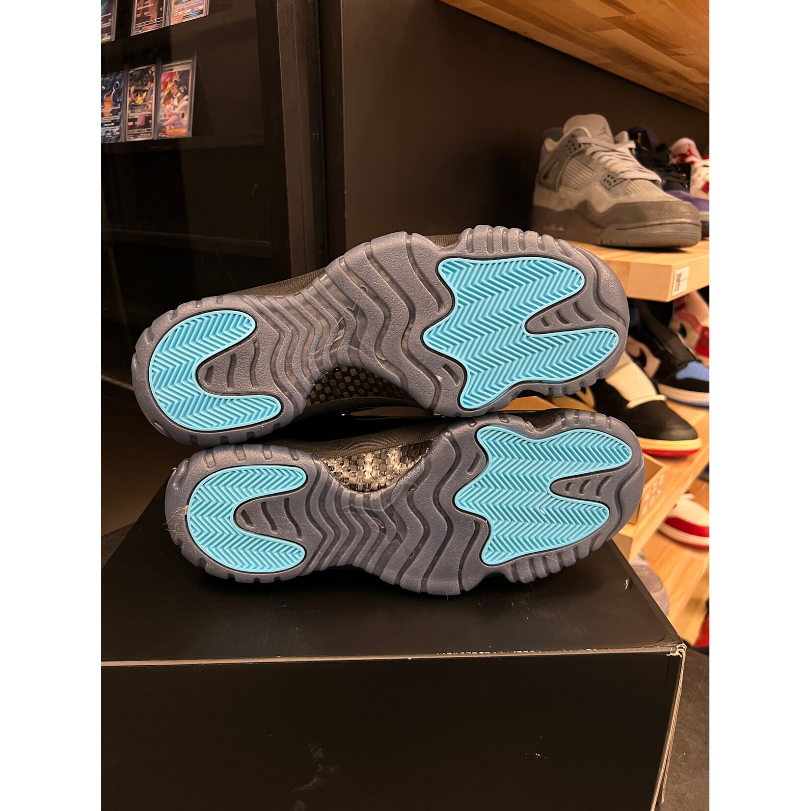 Jordan Jordan 11 Retro Gamma Blue (2025) Size 11, PREOWNED PADS SLIGHT CREASE