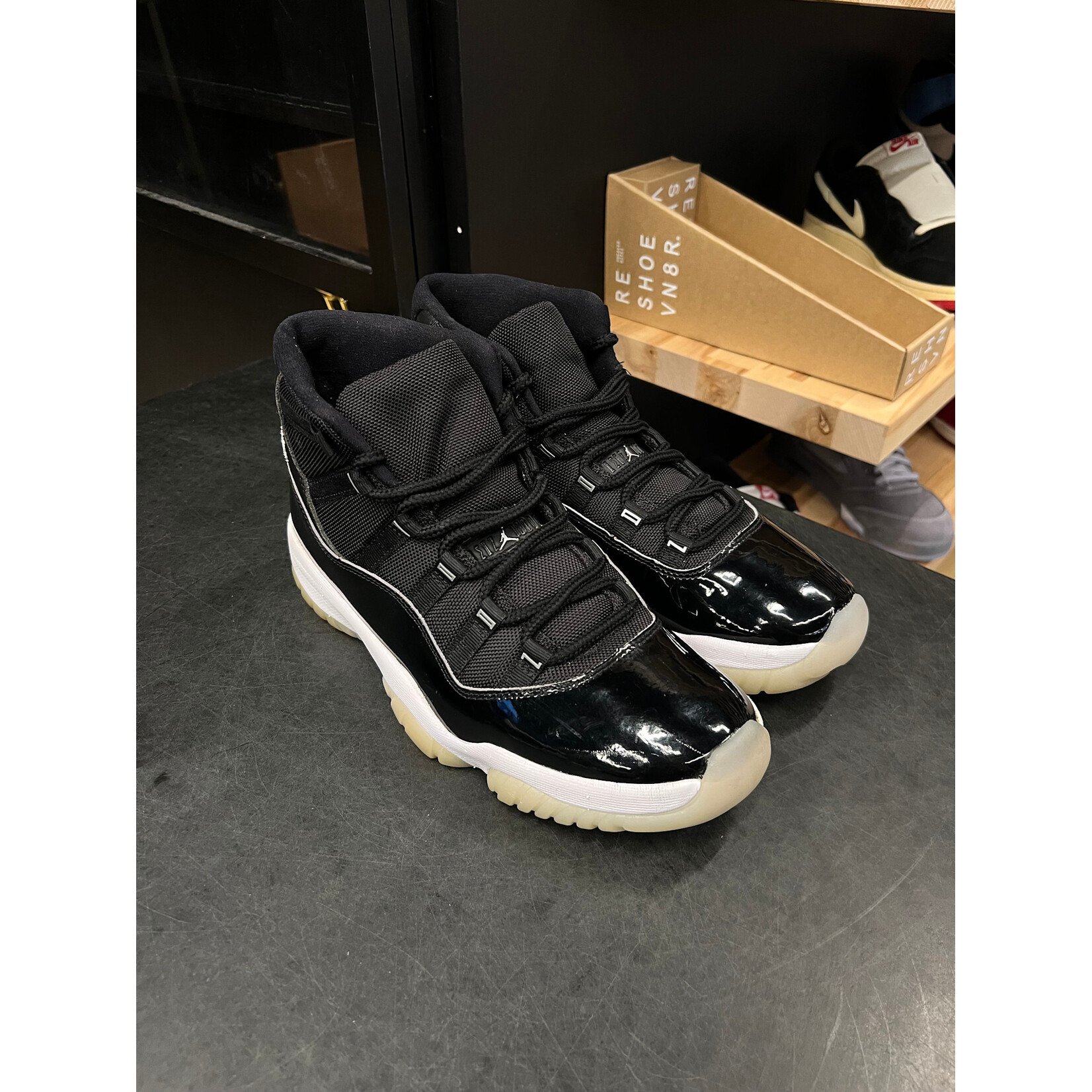 Jordan Jordan 11 Retro Jubilee 25th Anniversary Size 10.5, PREOWNED