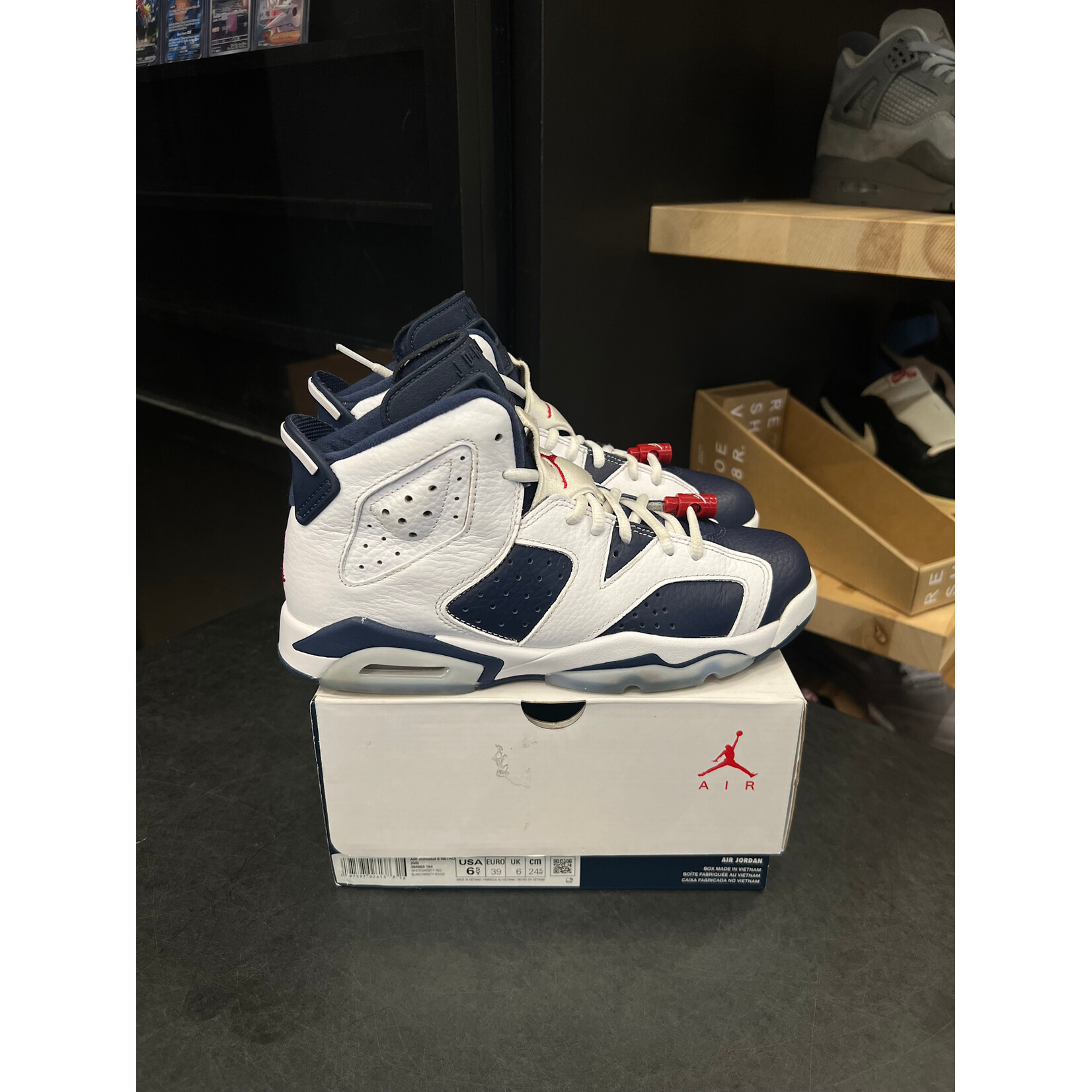 Jordan Jordan 6 Retro Olympic (2024) (GS) Size 6.5, PREOWNED