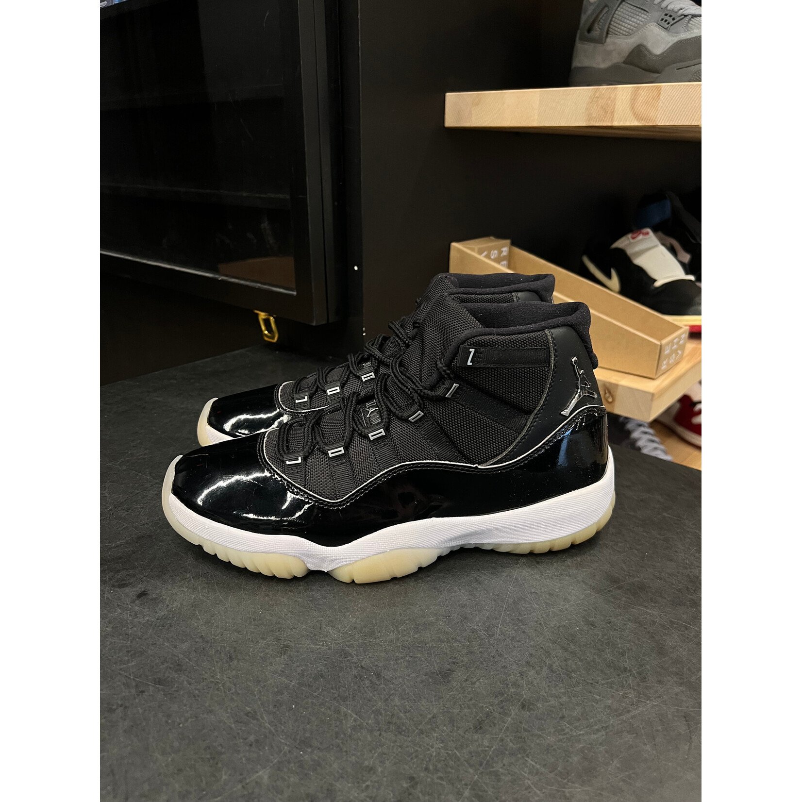 Jordan Jordan 11 Retro Jubilee 25th Anniversary Size 10.5, PREOWNED
