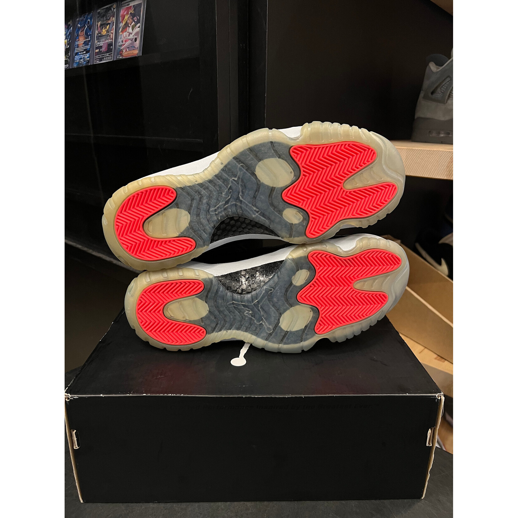 Jordan Jordan 11 Retro Low Infrared Size 9, PREOWNED