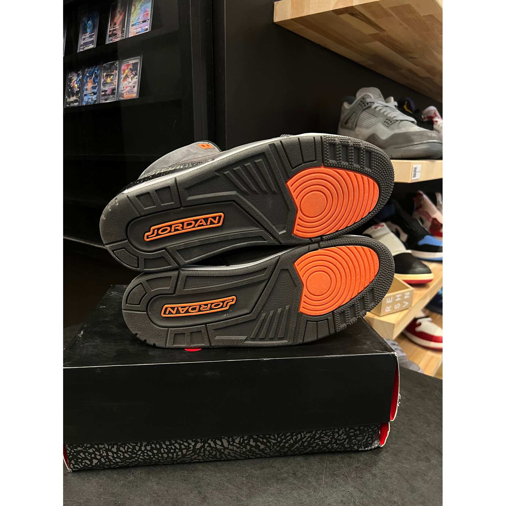 Jordan Jordan 3 Retro Fear Pack (2013) Size 9.5, PREOWNED