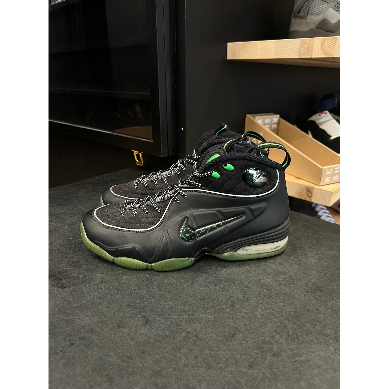 Nike Nike Air 1/2 Cent Black Green Spark Size 9, PREOWNED