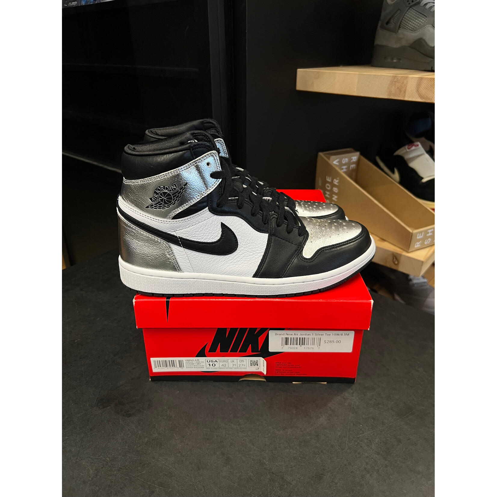Jordan Jordan 1 Retro High Silver Toe (Women's) Size 10W, PREOWNED
