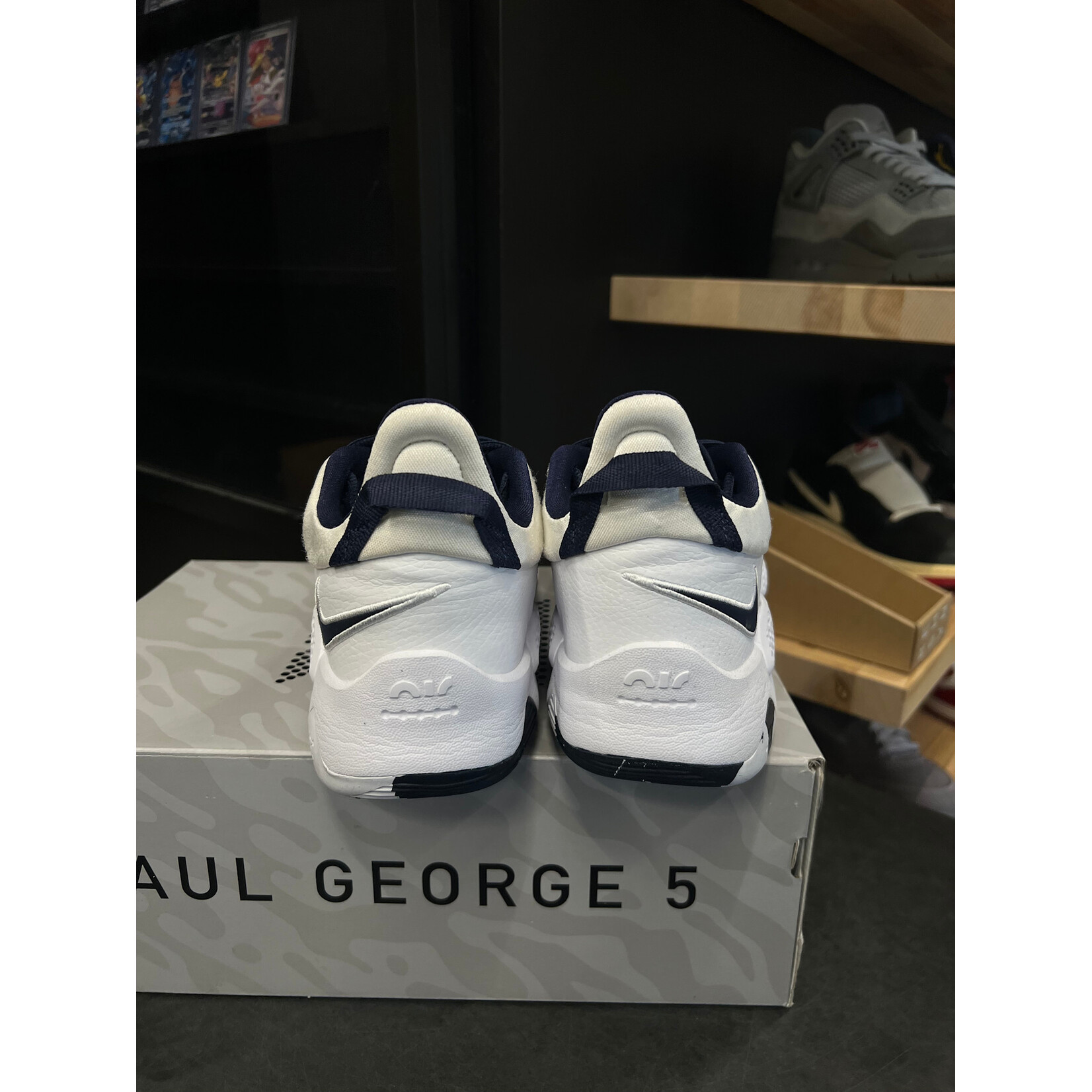 Nike Nike PG 5 Team White Black Size 10, PREOWNED