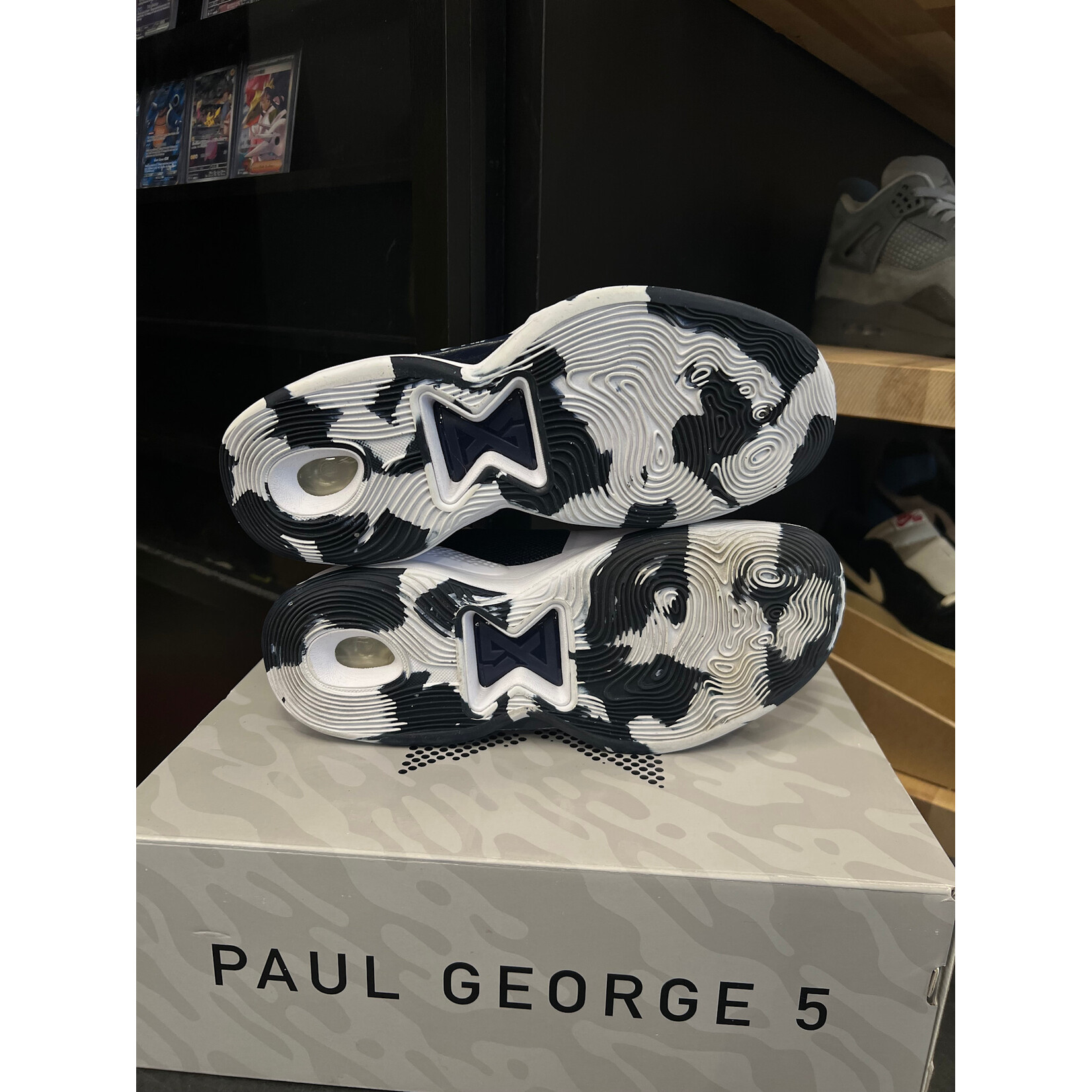 Nike Nike PG 5 Team White Black Size 10, PREOWNED