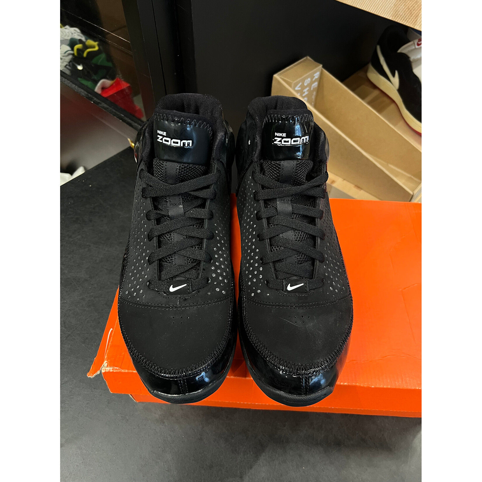 Nike Nike Zoom BB II Black/White (317993-001)  Size 9, DS BRAND NEW