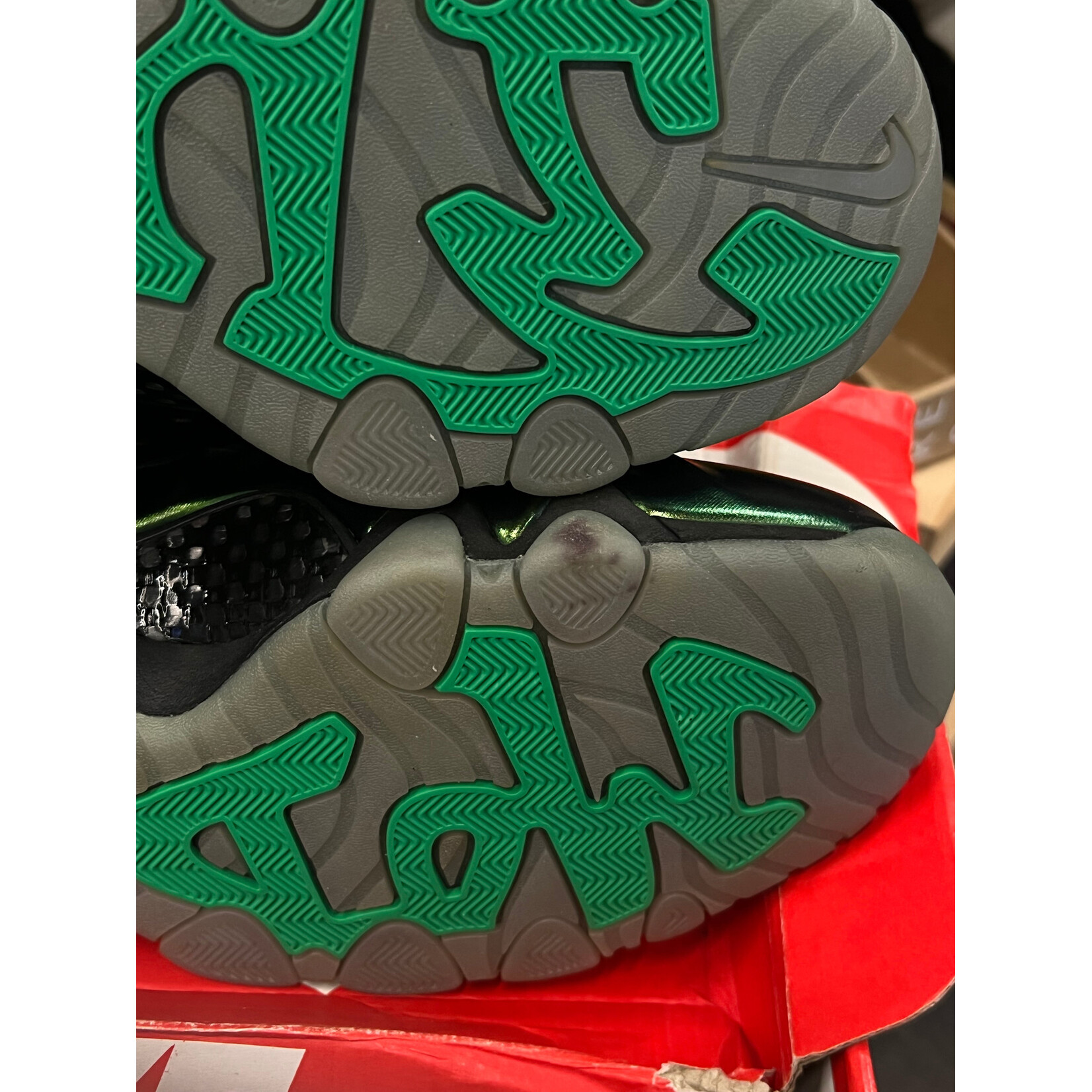 Nike Nike Barkley Posite Max Gamma Green Size 9, DS BRAND NEW DAMAGED BOX