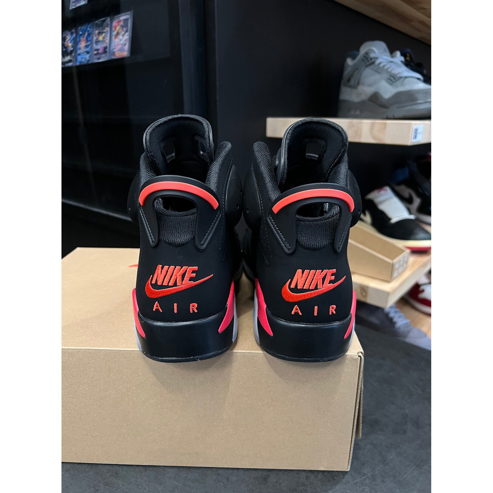 Jordan Jordan 6 Retro Infrared Salesman Size 9, PREOWNED