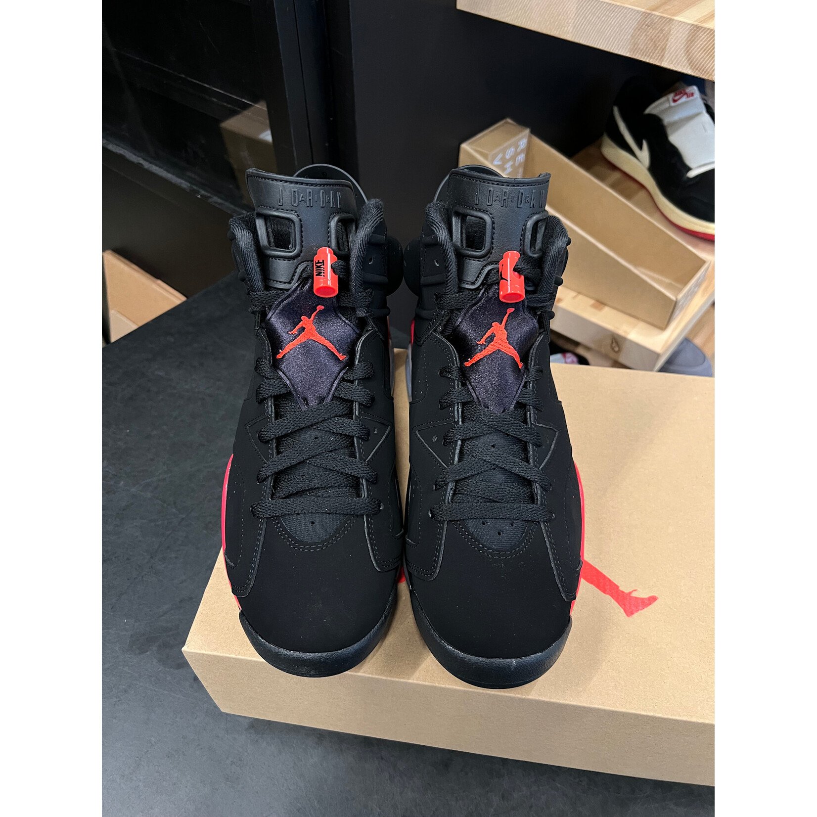 Jordan Jordan 6 Retro Infrared Salesman Size 9, PREOWNED