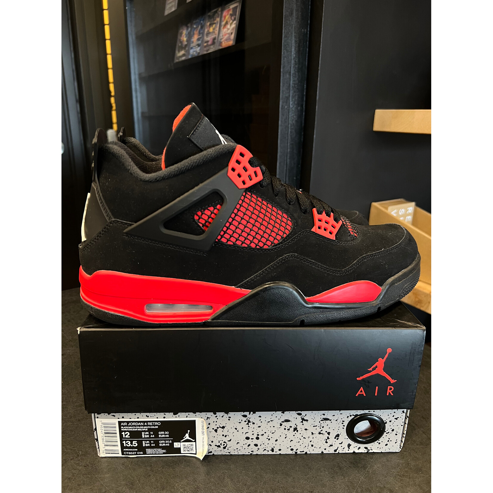 Jordan Jordan 4 Retro Red Thunder Size 12, PREOWNED