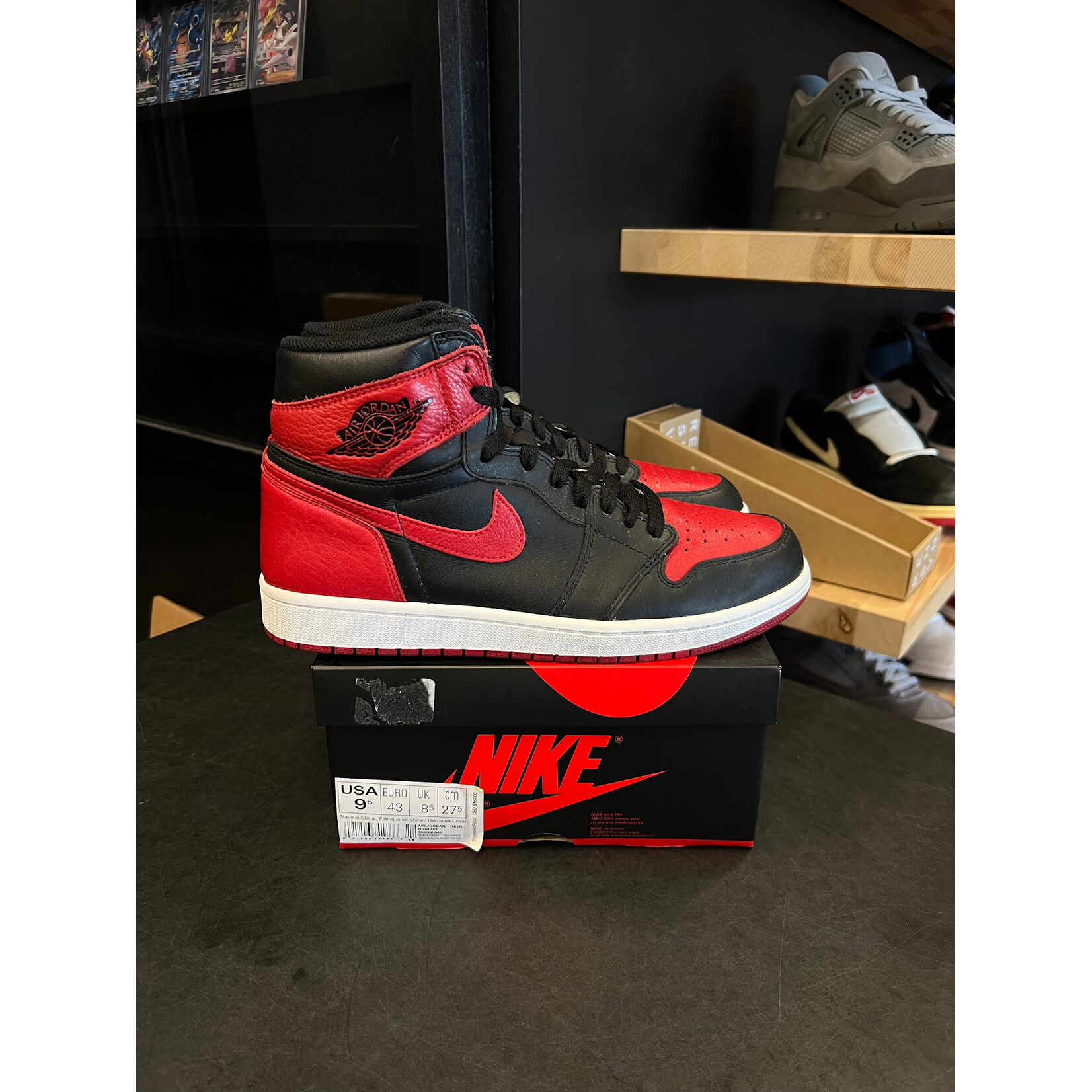 Jordan Jordan 1 Retro High Bred Banned (2016) Size 9.5, PREOWNED